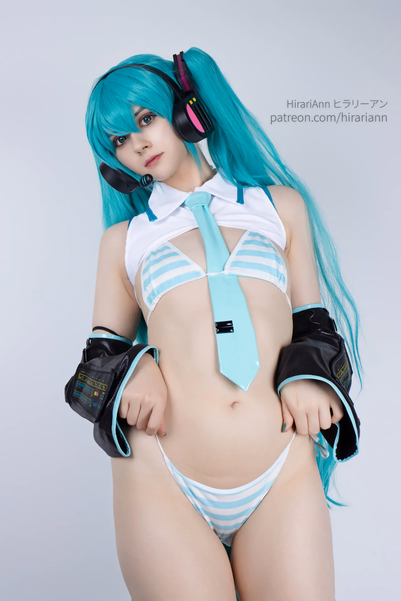 HirariAnn as Hatsune Miku — cosplay photo 76 of 115