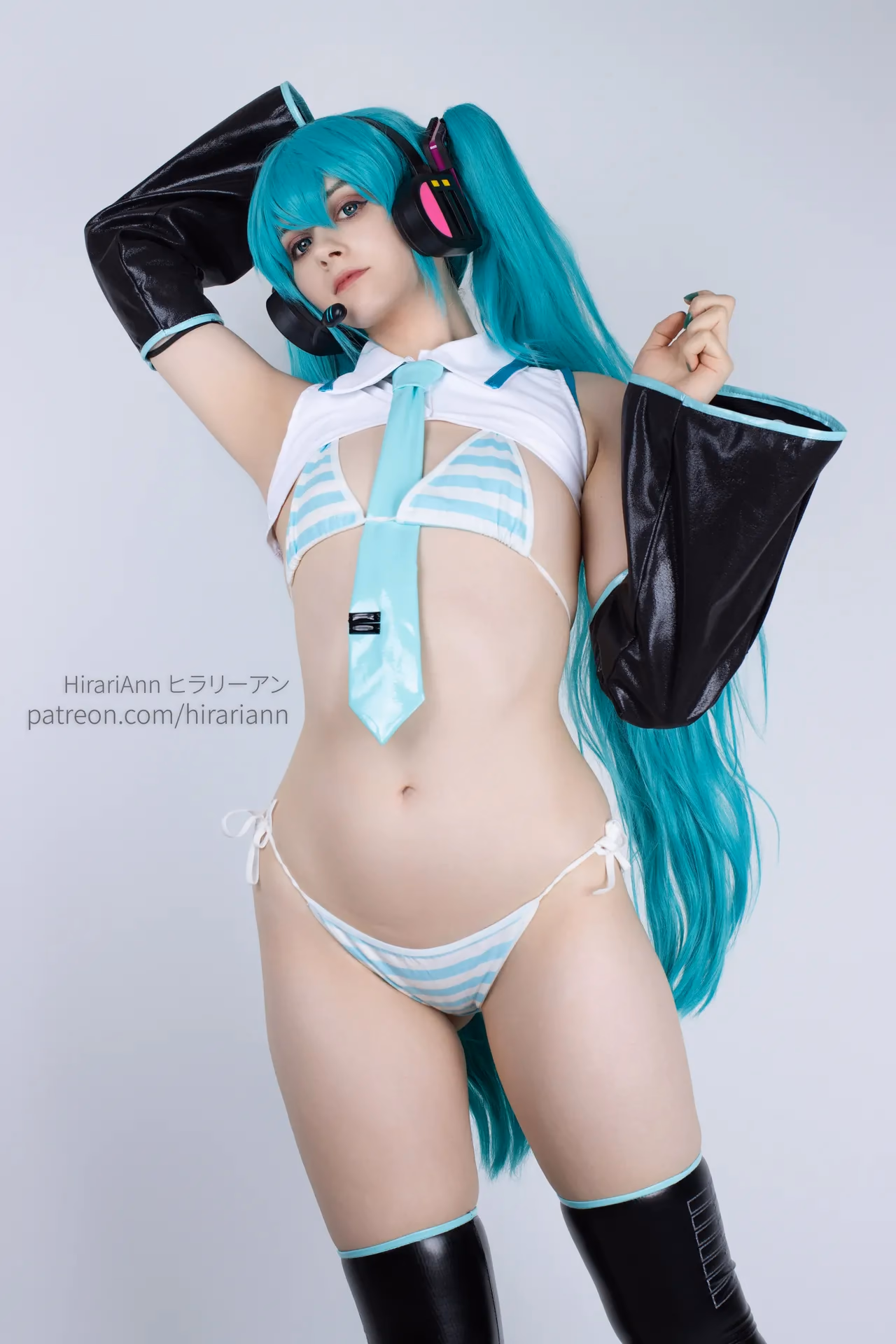 HirariAnn as Hatsune Miku — cosplay photo 81 of 115