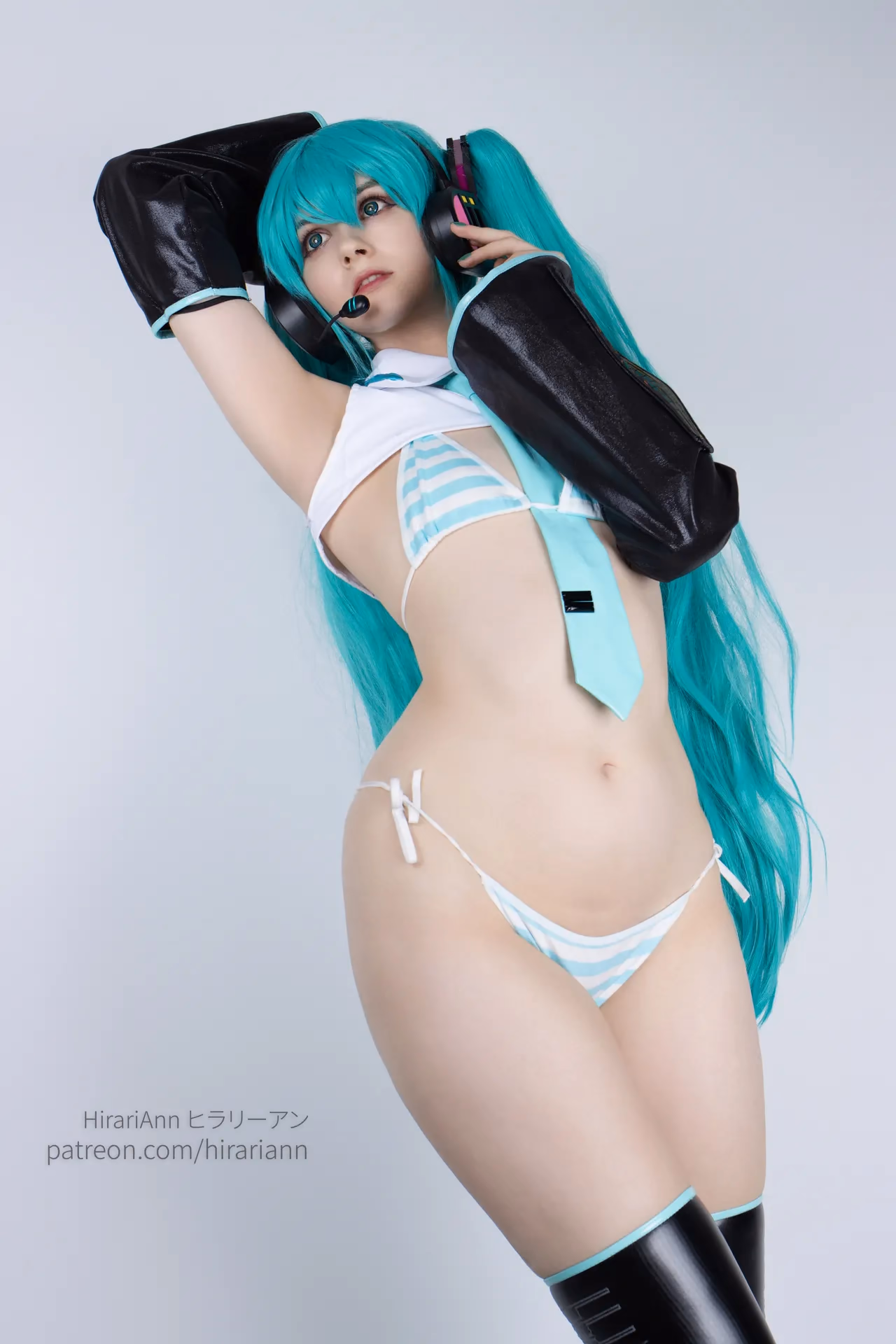 HirariAnn as Hatsune Miku — cosplay photo 84 of 115