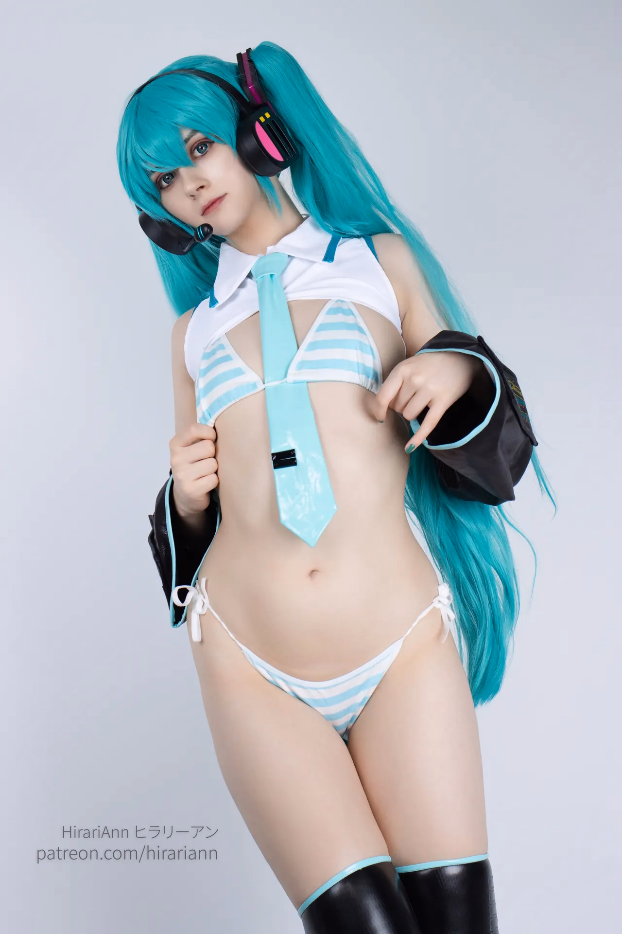 HirariAnn as Hatsune Miku — cosplay photo 87 of 115
