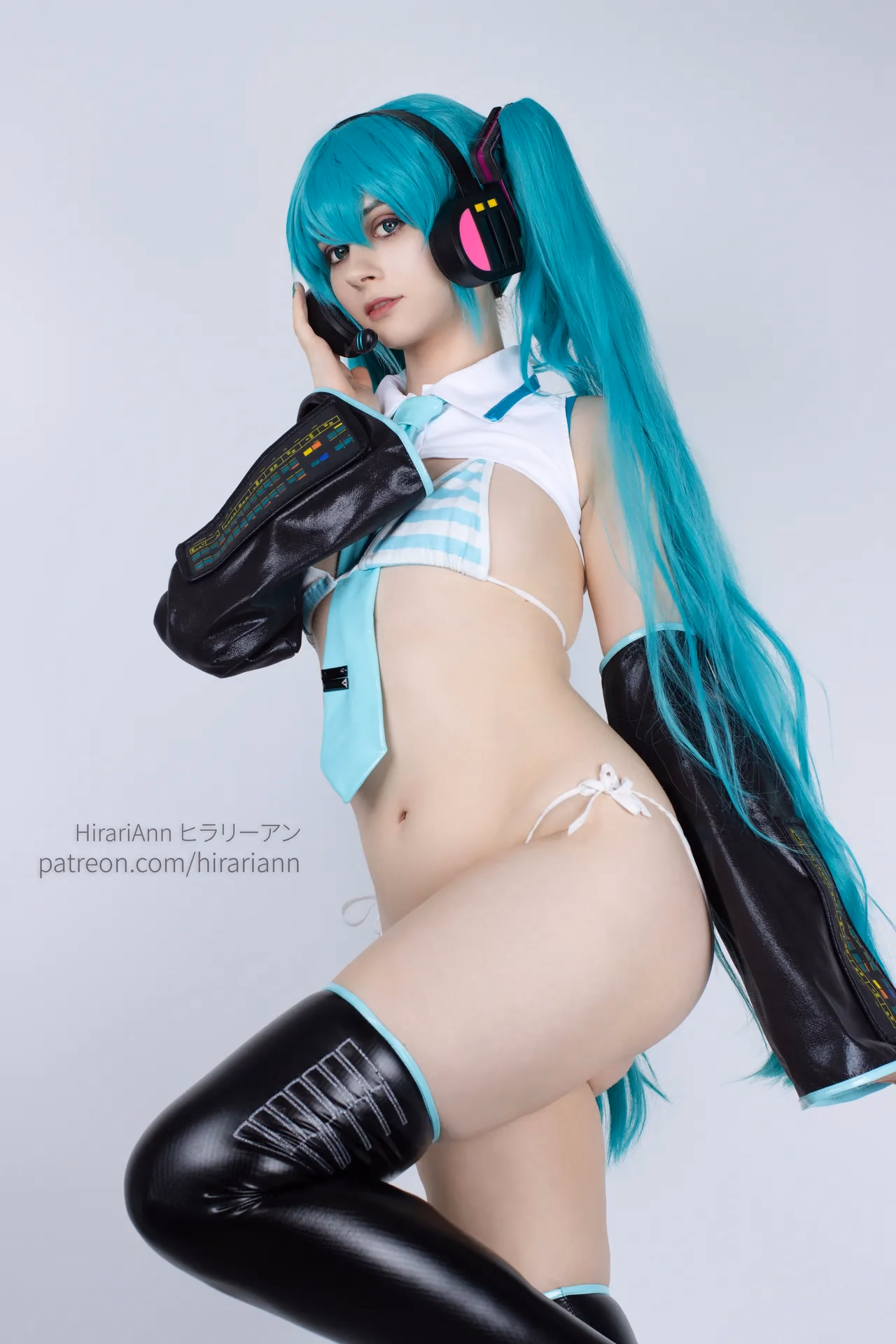 HirariAnn as Hatsune Miku — cosplay photo 88 of 115