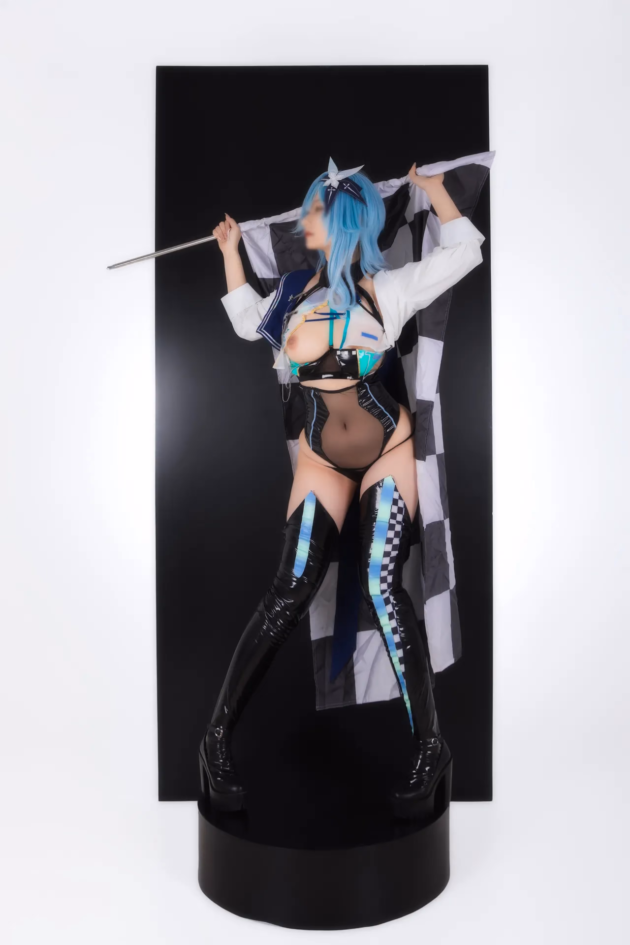 Hokunaimeko as Eula Lawrence — cosplay photo 13 of 99