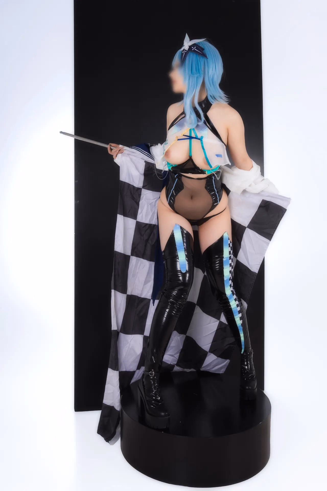 Hokunaimeko as Eula Lawrence — cosplay photo 21 of 99