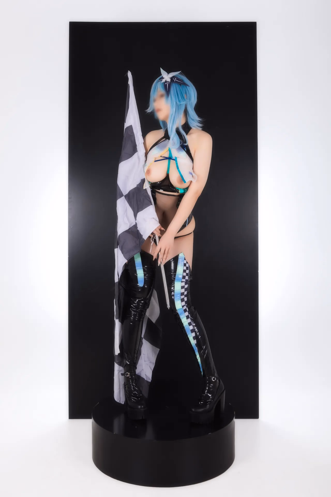 Hokunaimeko as Eula Lawrence — cosplay photo 35 of 99