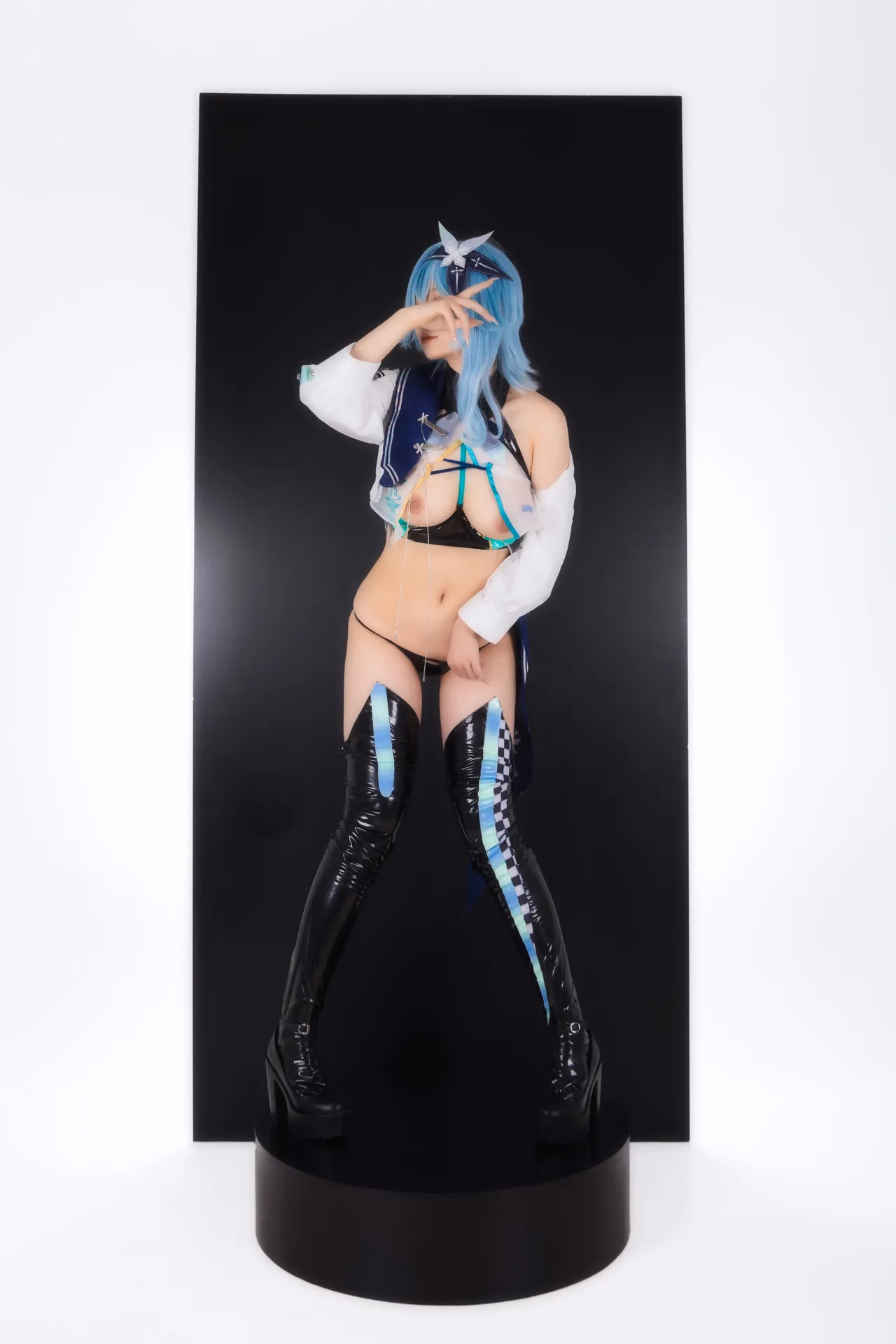 Hokunaimeko as Eula Lawrence — cosplay photo 48 of 99