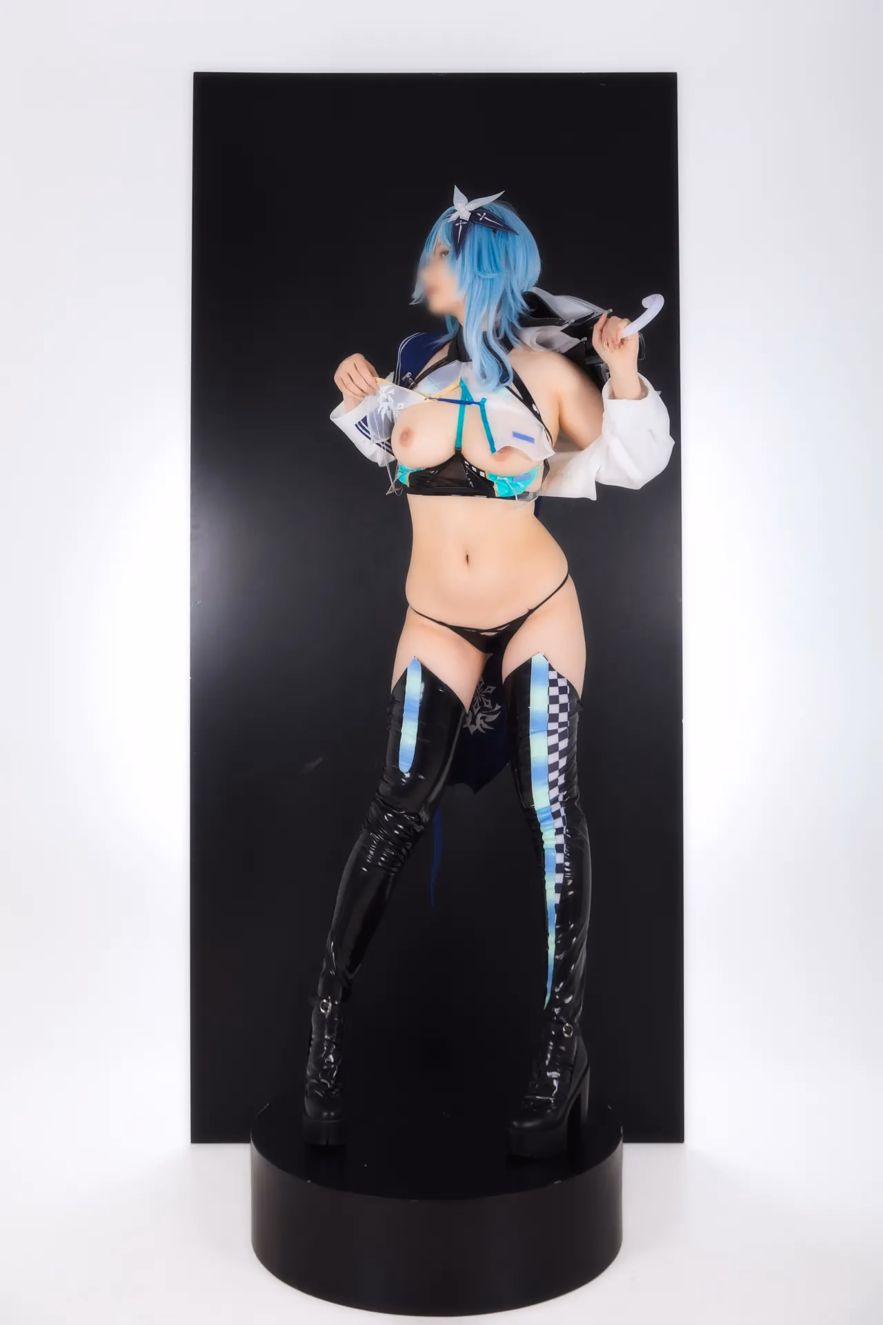 Hokunaimeko as Eula Lawrence — cosplay photo 51 of 99