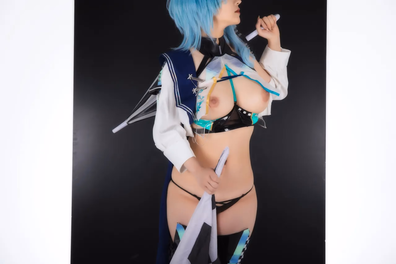 Hokunaimeko as Eula Lawrence — cosplay photo 56 of 99
