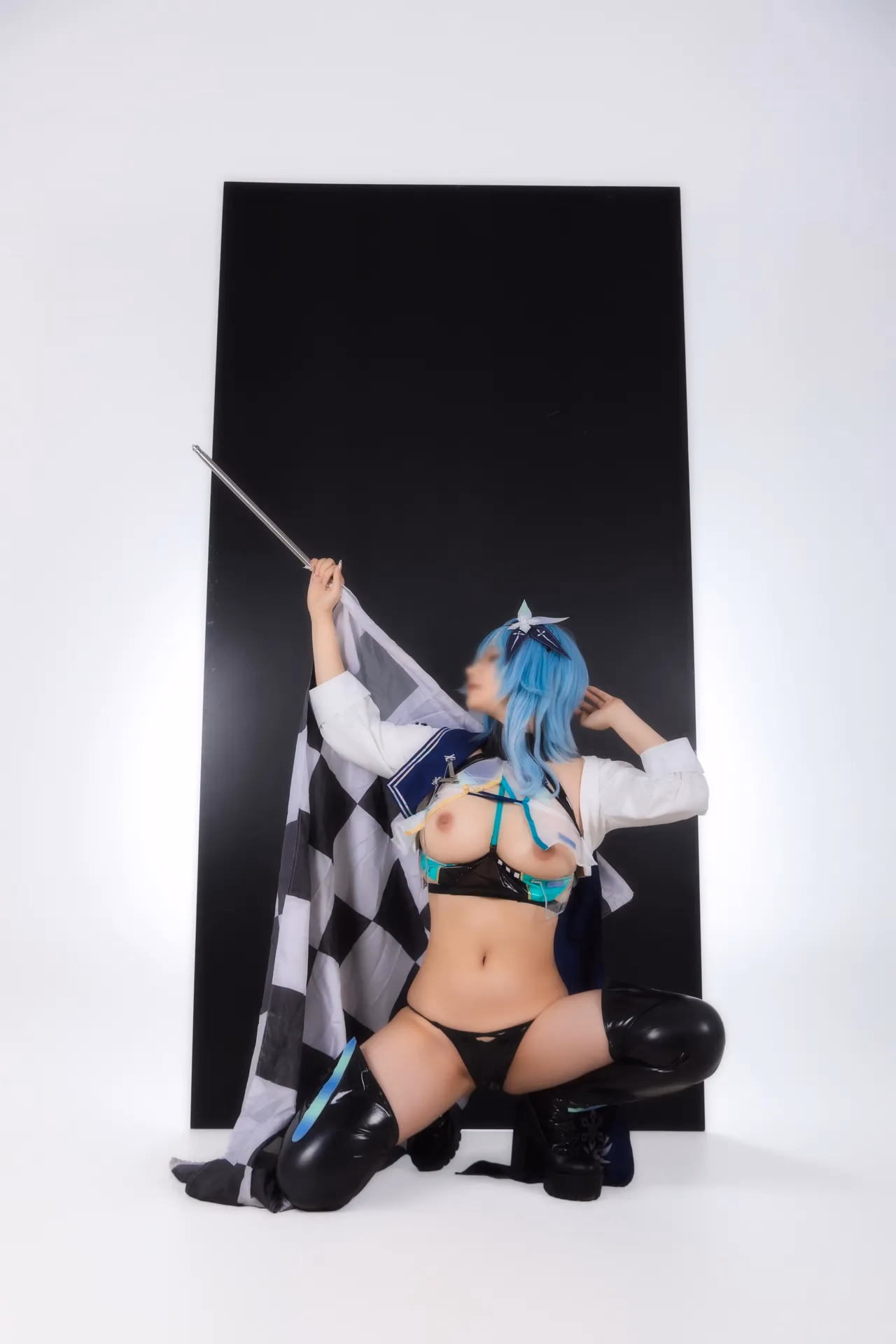 Hokunaimeko as Eula Lawrence — cosplay photo 66 of 99