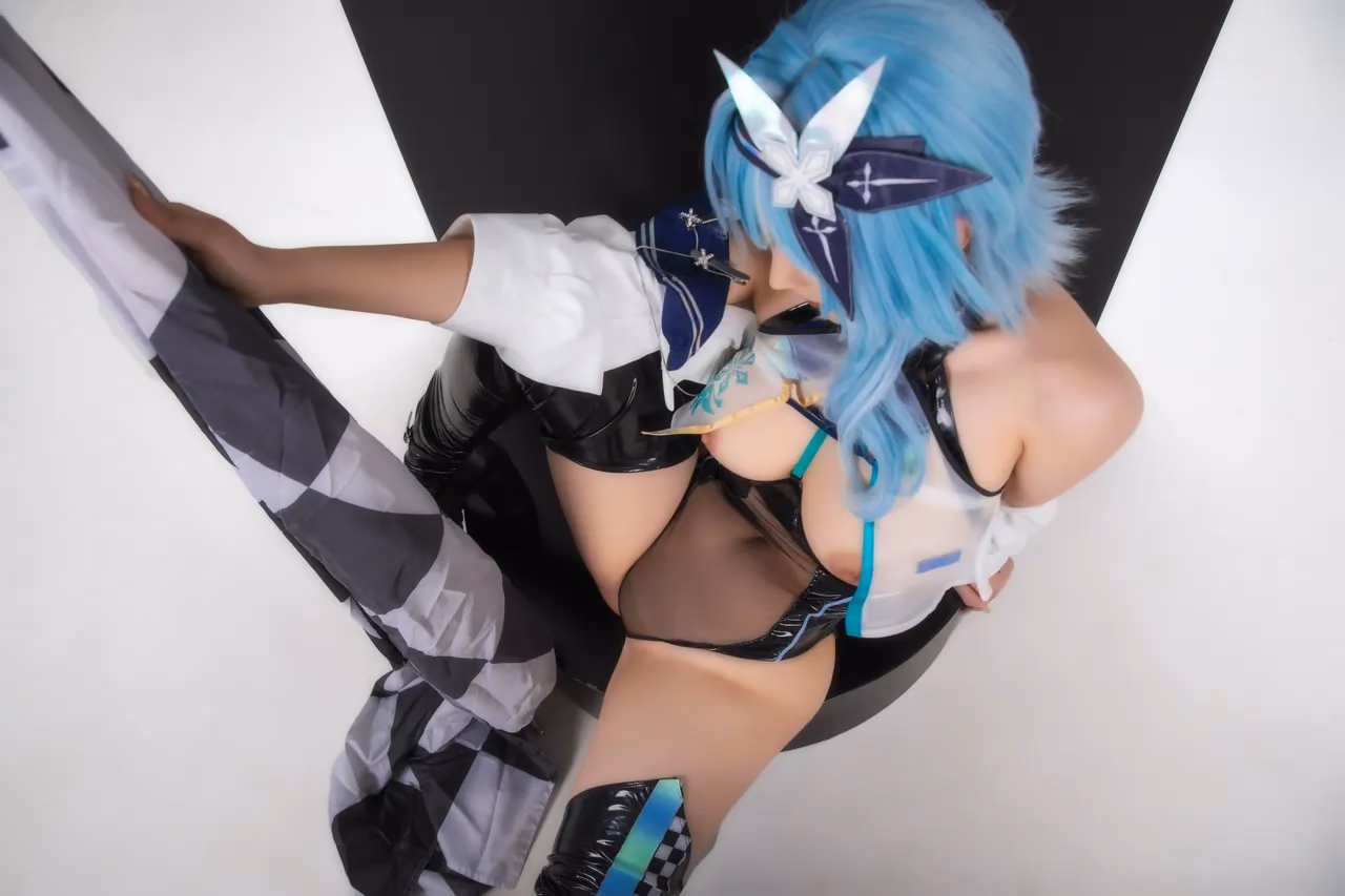 Hokunaimeko as Eula Lawrence — cosplay photo 78 of 99