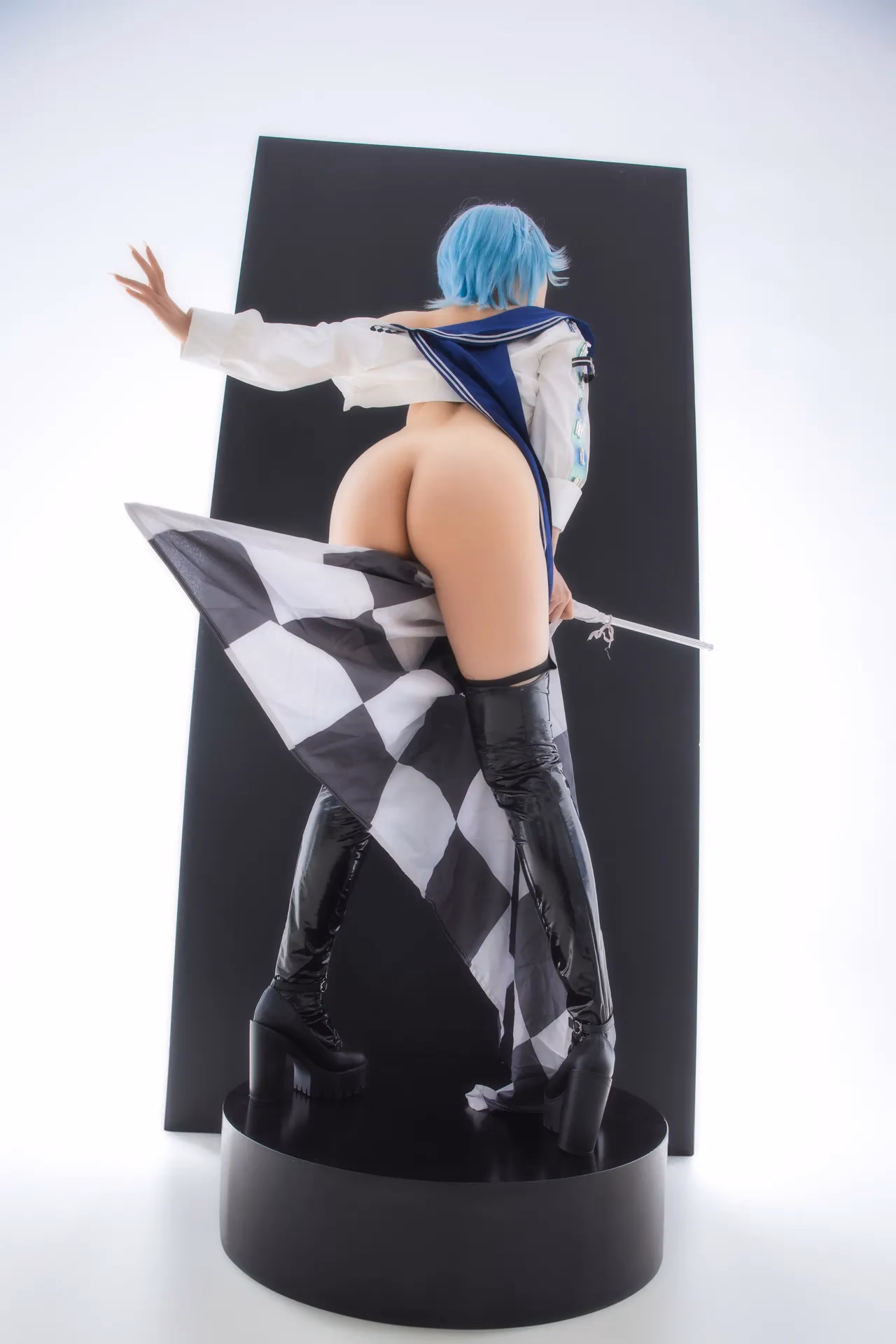 Hokunaimeko as Eula Lawrence — cosplay photo 98 of 99