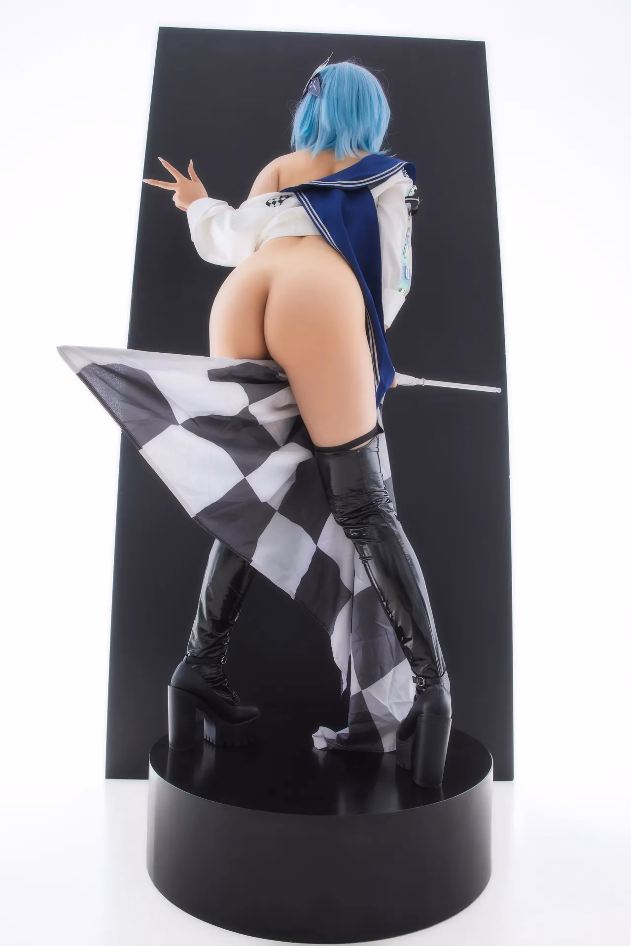 Hokunaimeko as Eula Lawrence — cosplay photo 99 of 99