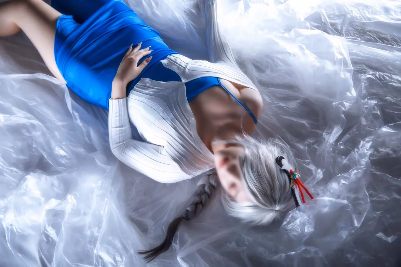 Hokunaimeko as Shenhe — cosplay photo 42 of 65