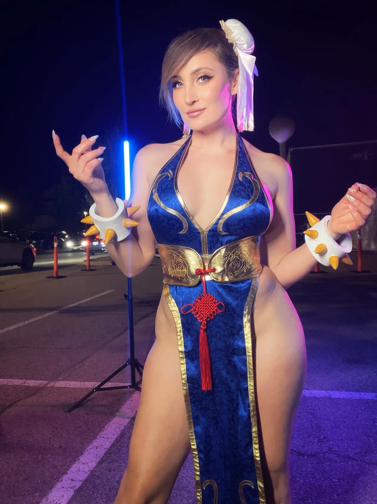 Holly Wolf as Chun-Li — cosplay photo 10 of 10