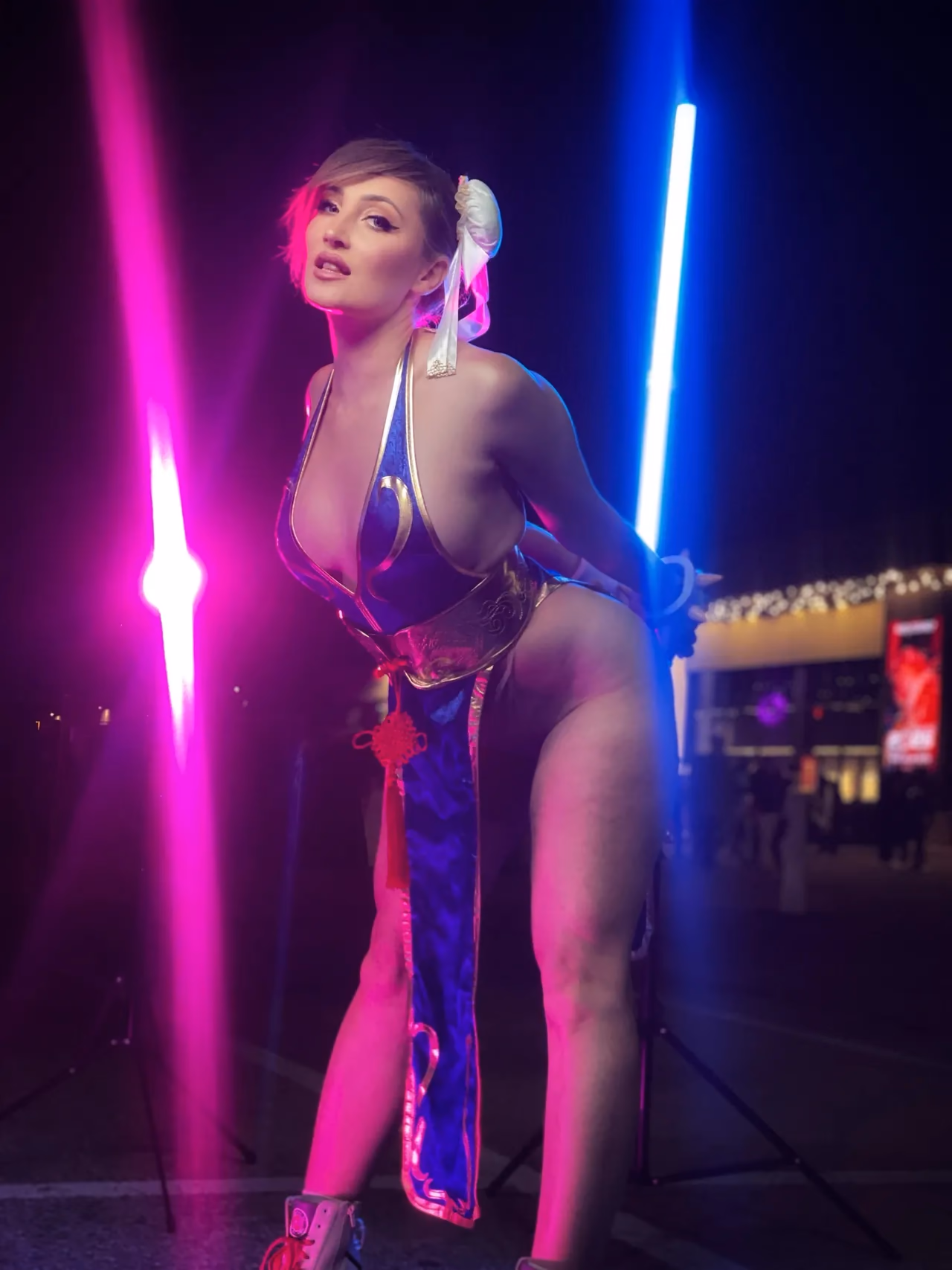 Holly Wolf as Chun-Li — cosplay photo 8 of 10