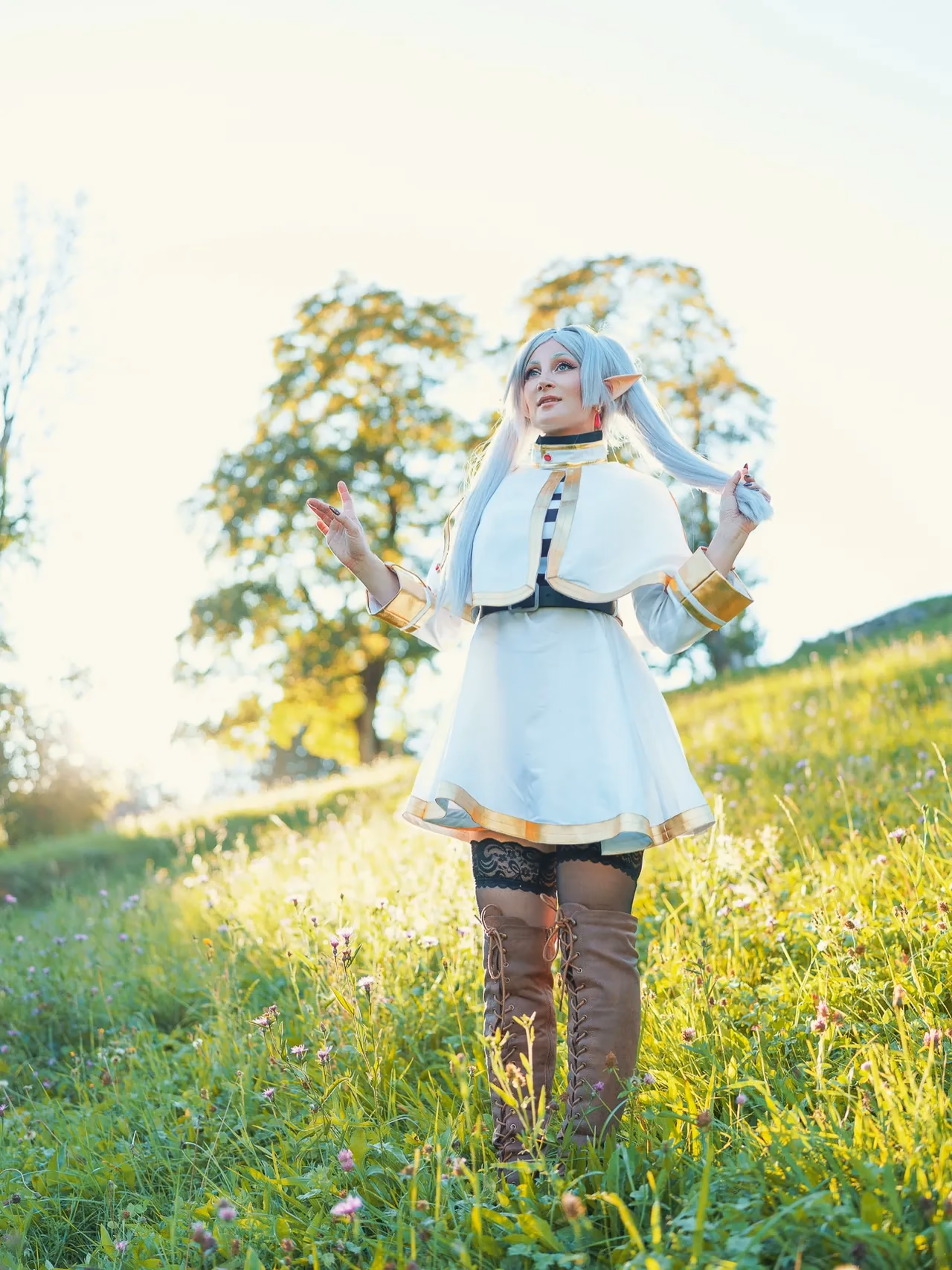 Holly Wolf as Frieren — cosplay photo 4 of 17