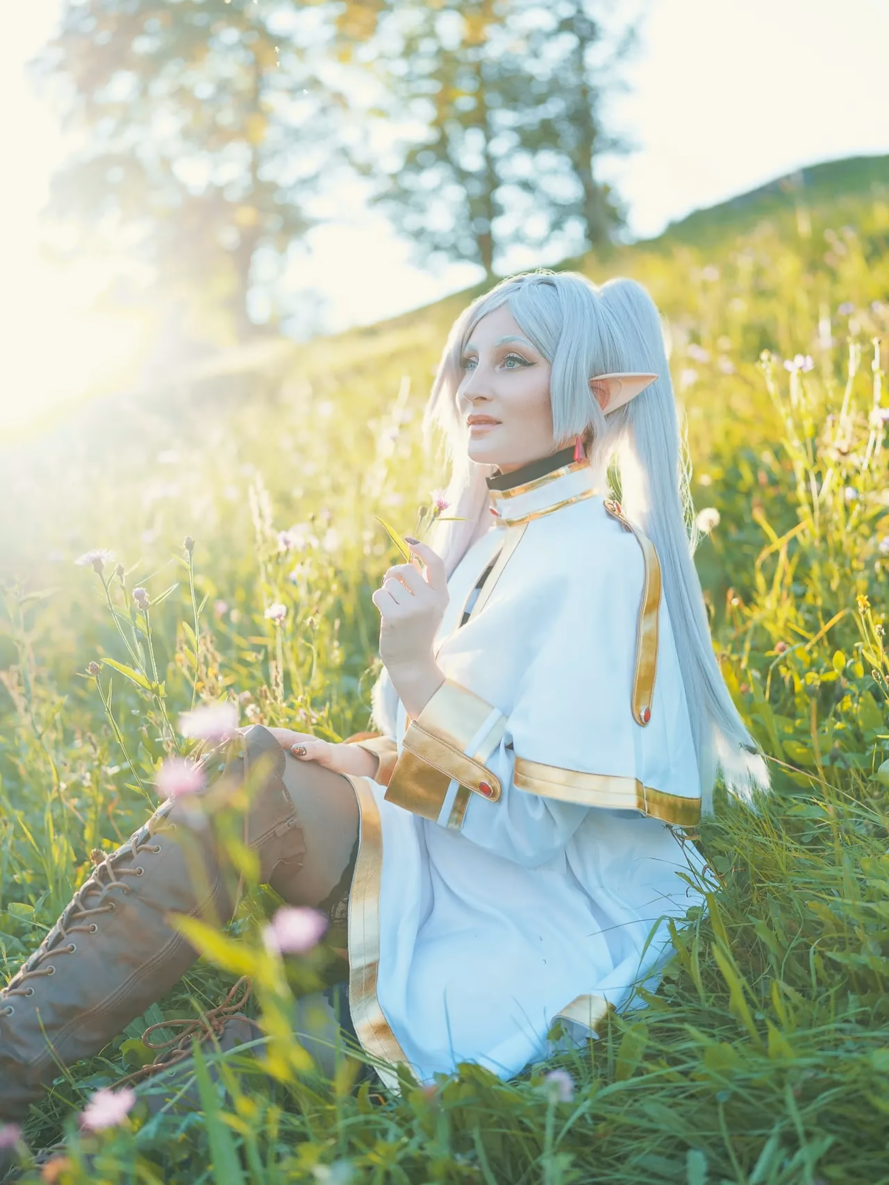 Holly Wolf as Frieren — cosplay photo 6 of 17