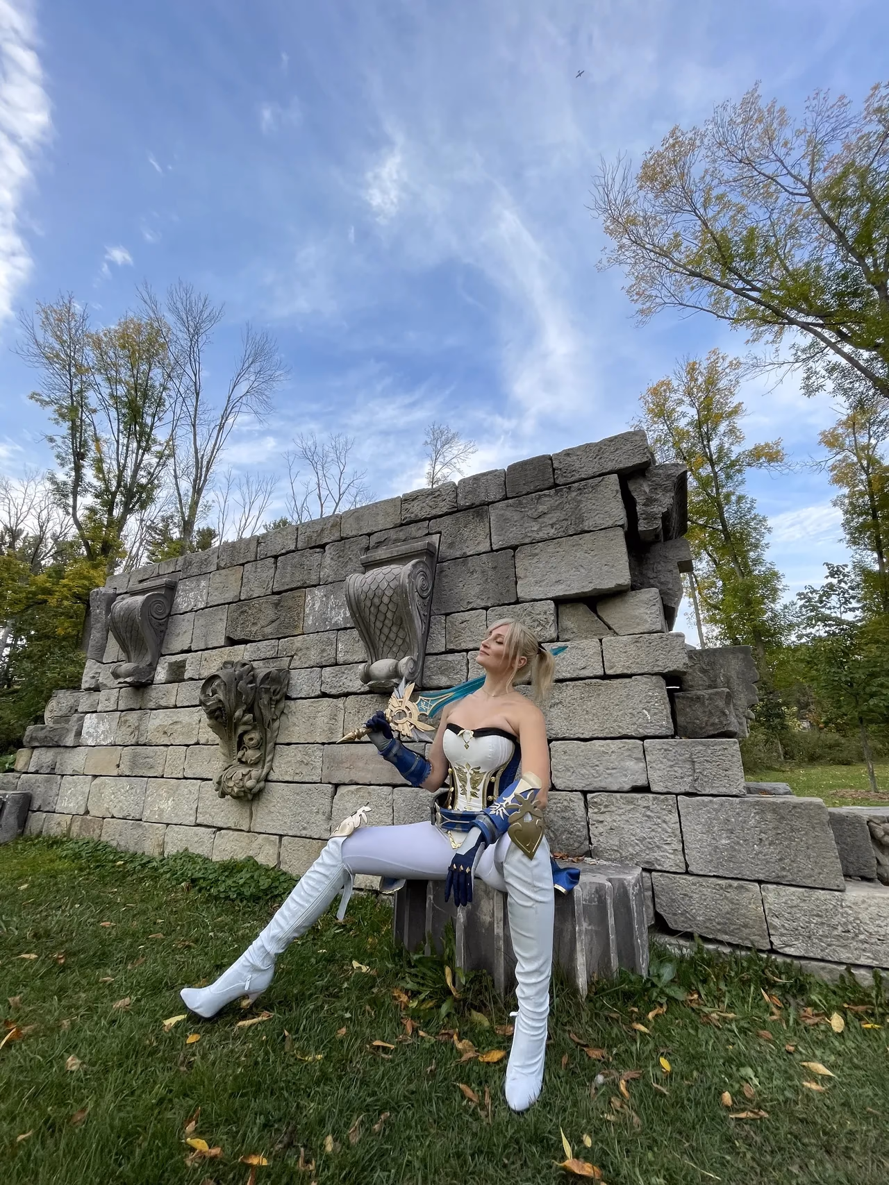 Holly Wolf as Jean Gunnhildr — cosplay photo 34 of 45