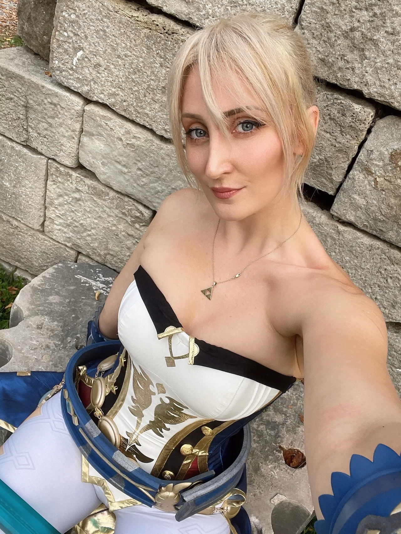Holly Wolf as Jean Gunnhildr — cosplay photo 38 of 45