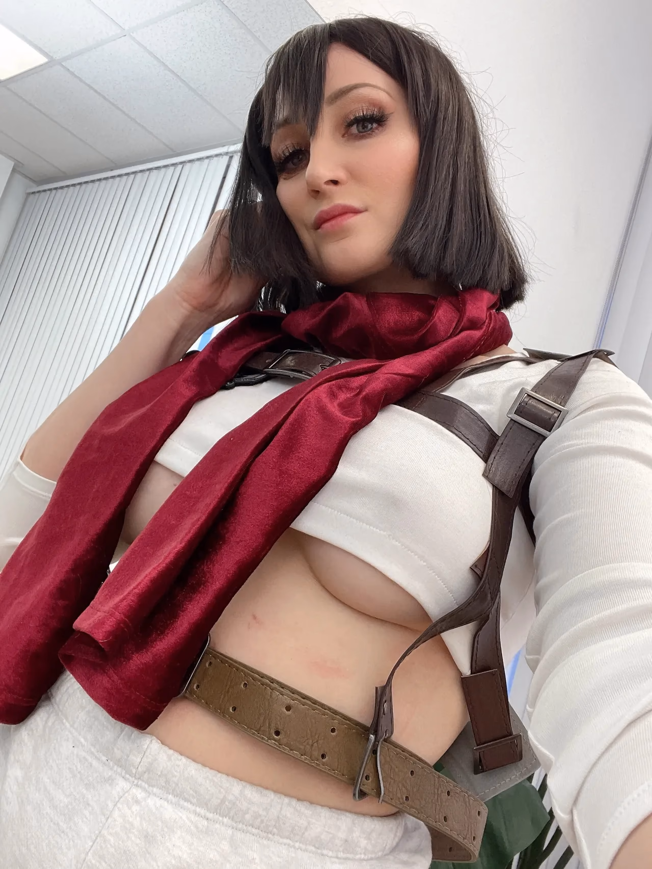 Holly Wolf as Mikasa Ackerman — cosplay photo 4 of 15