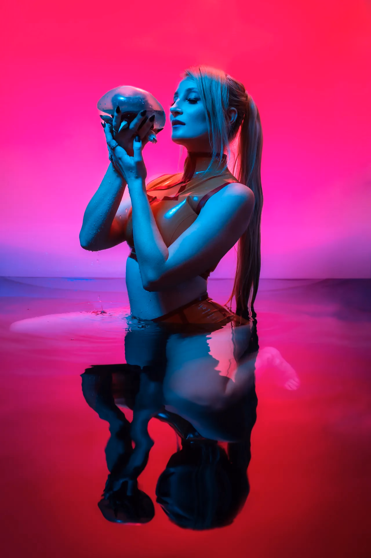 Holly Wolf as Samus Aran — cosplay photo 4 of 8