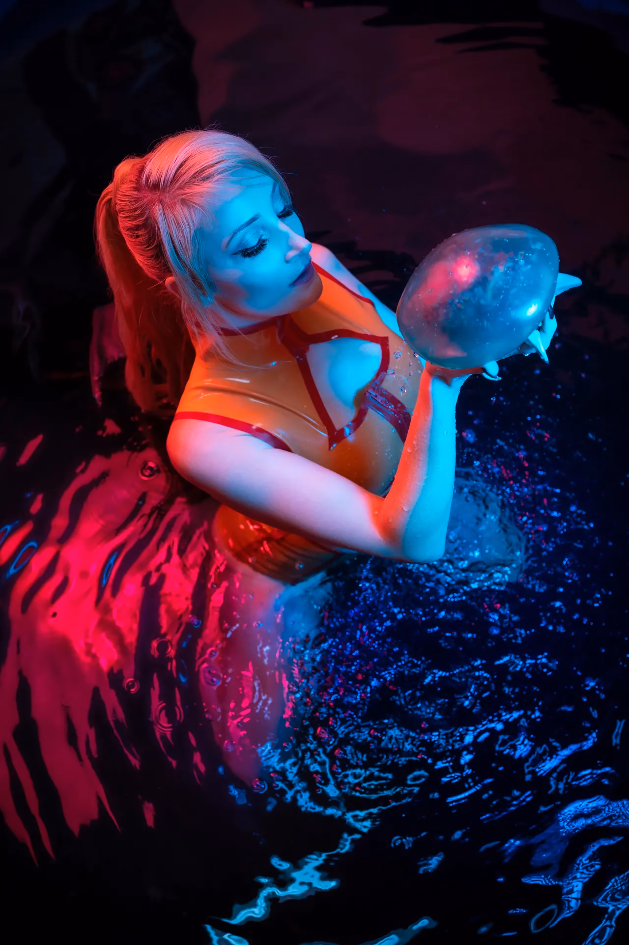 Holly Wolf as Samus Aran — cosplay photo 5 of 8