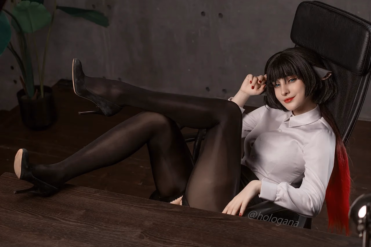 Hologana as Jane Doe — cosplay photo 1 of 9