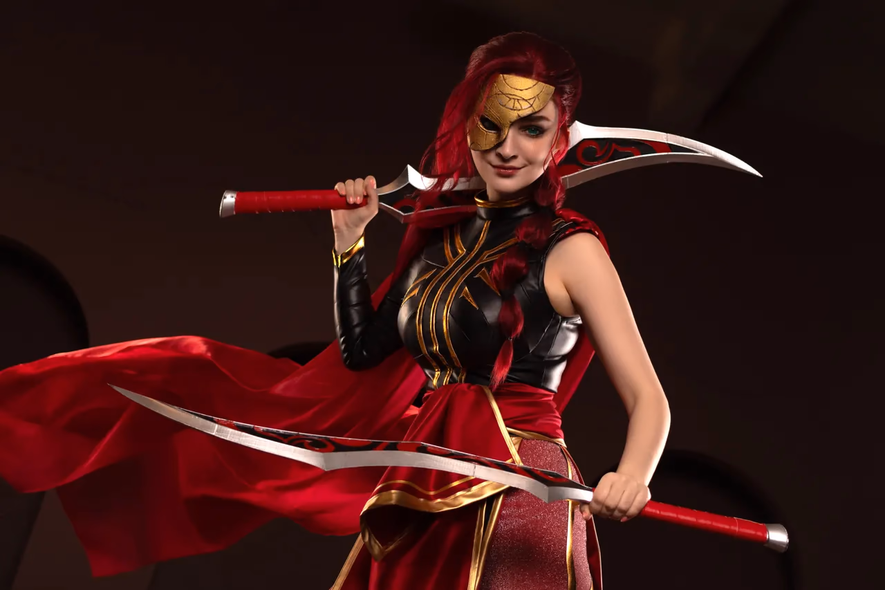 Hologana as Katarina — cosplay photo 2 of 65