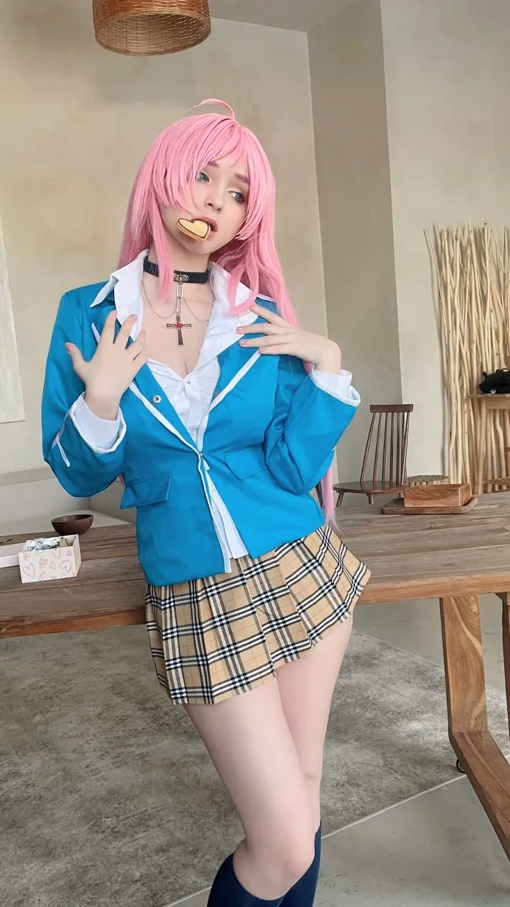 Hologana as Moka Akashiya — cosplay photo 3 of 27