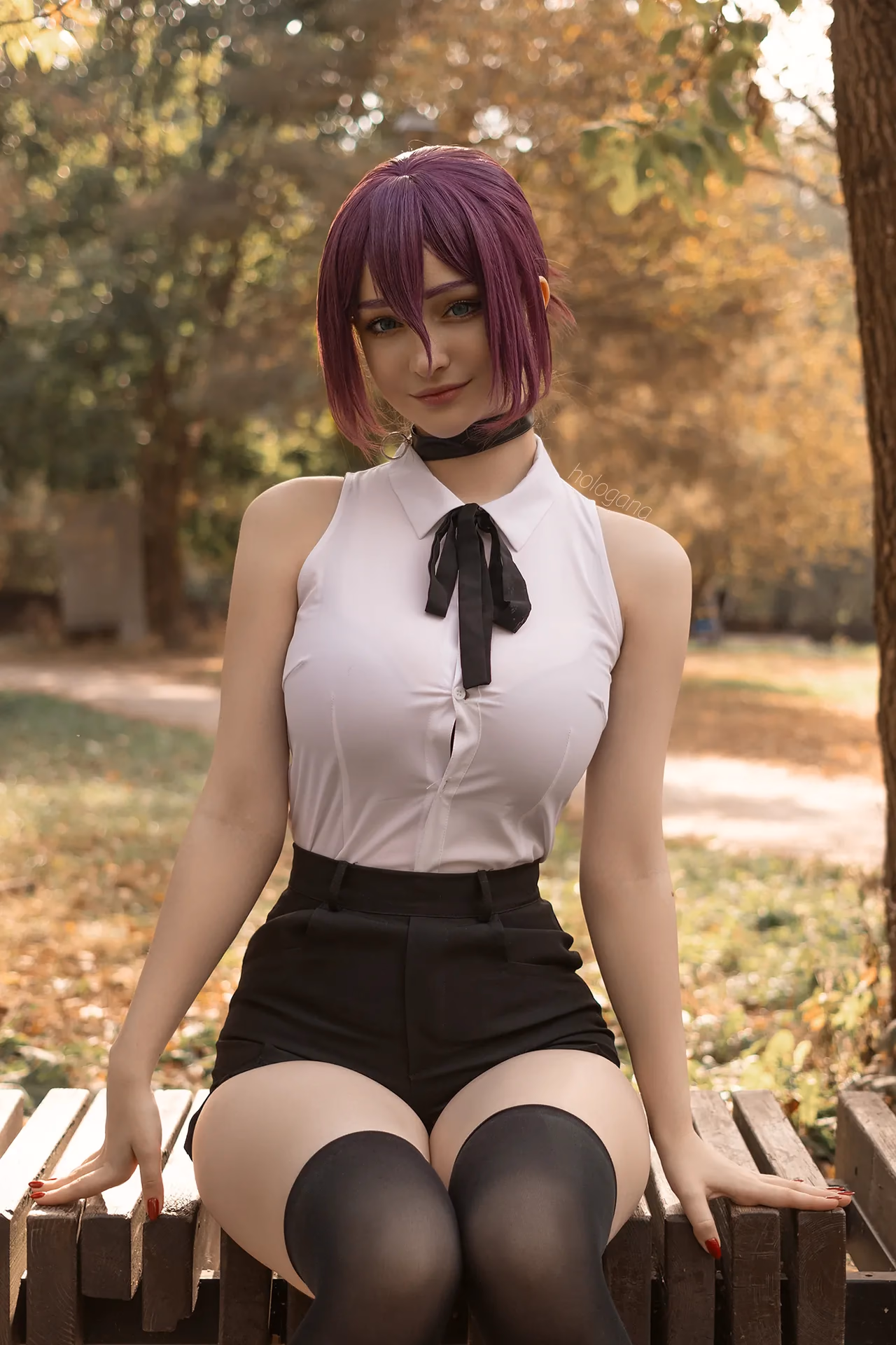 Hologana as Reze — cosplay photo 4 of 13