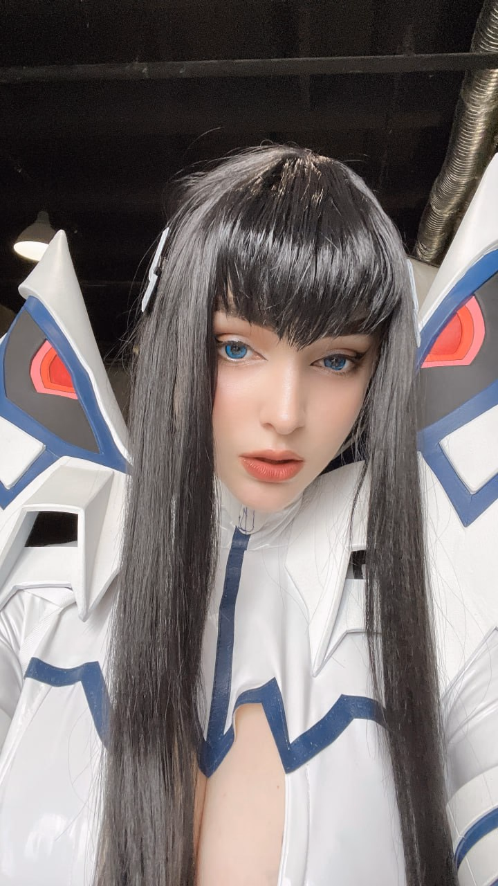 Hologana as Satsuki Kiryuin — cosplay photo 8 of 13