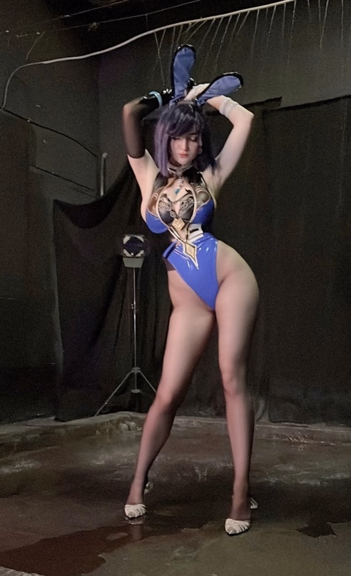 Hologana as Yelan — cosplay photo 12 of 20