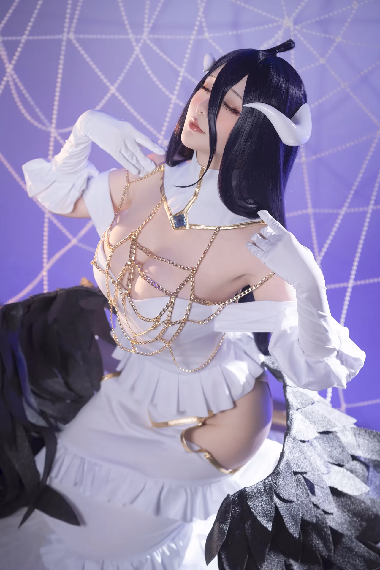 Hoshilily as Albedo — cosplay photo 20 of 39