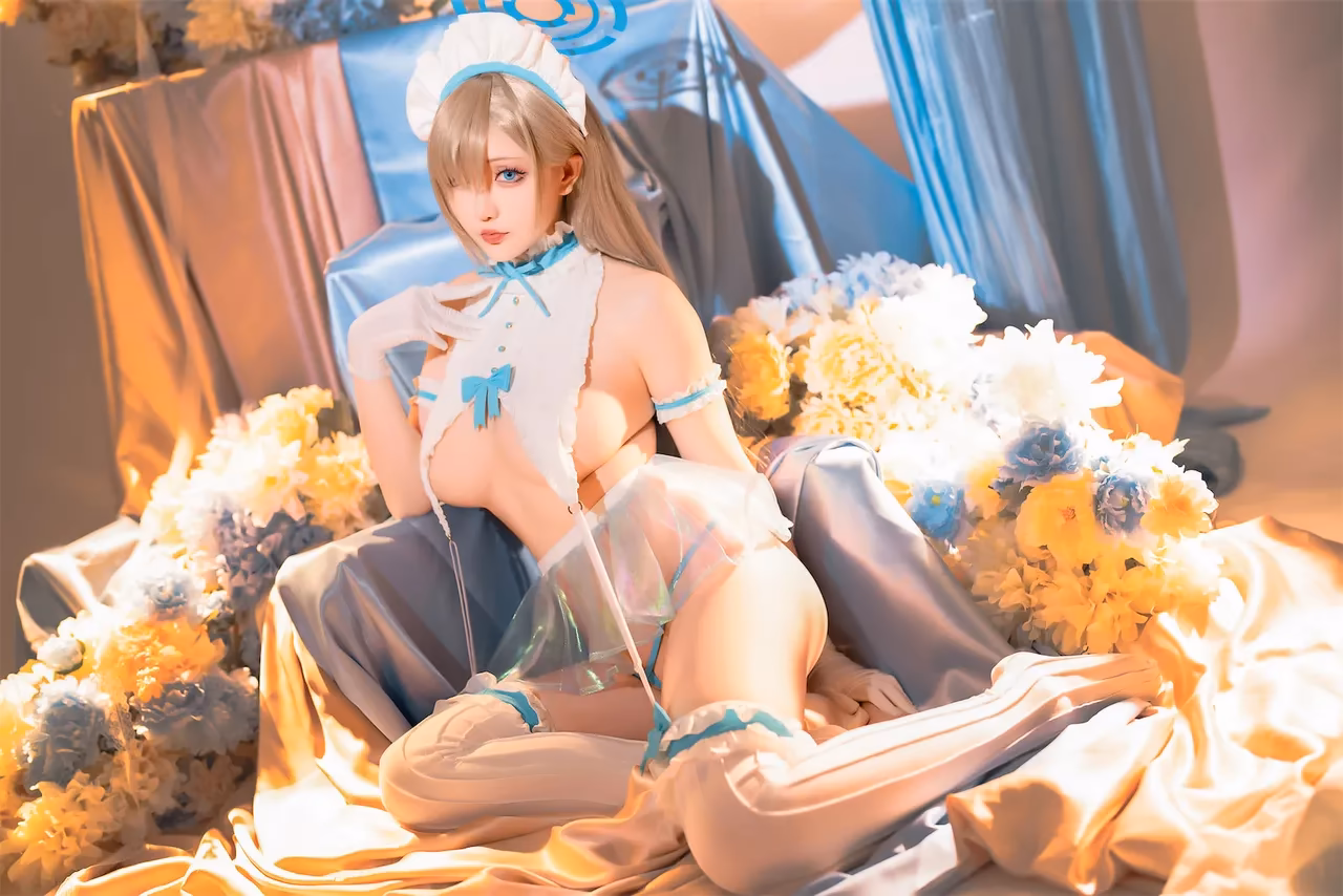 Hoshilily as Asuna Ichinose — cosplay photo 1 of 58