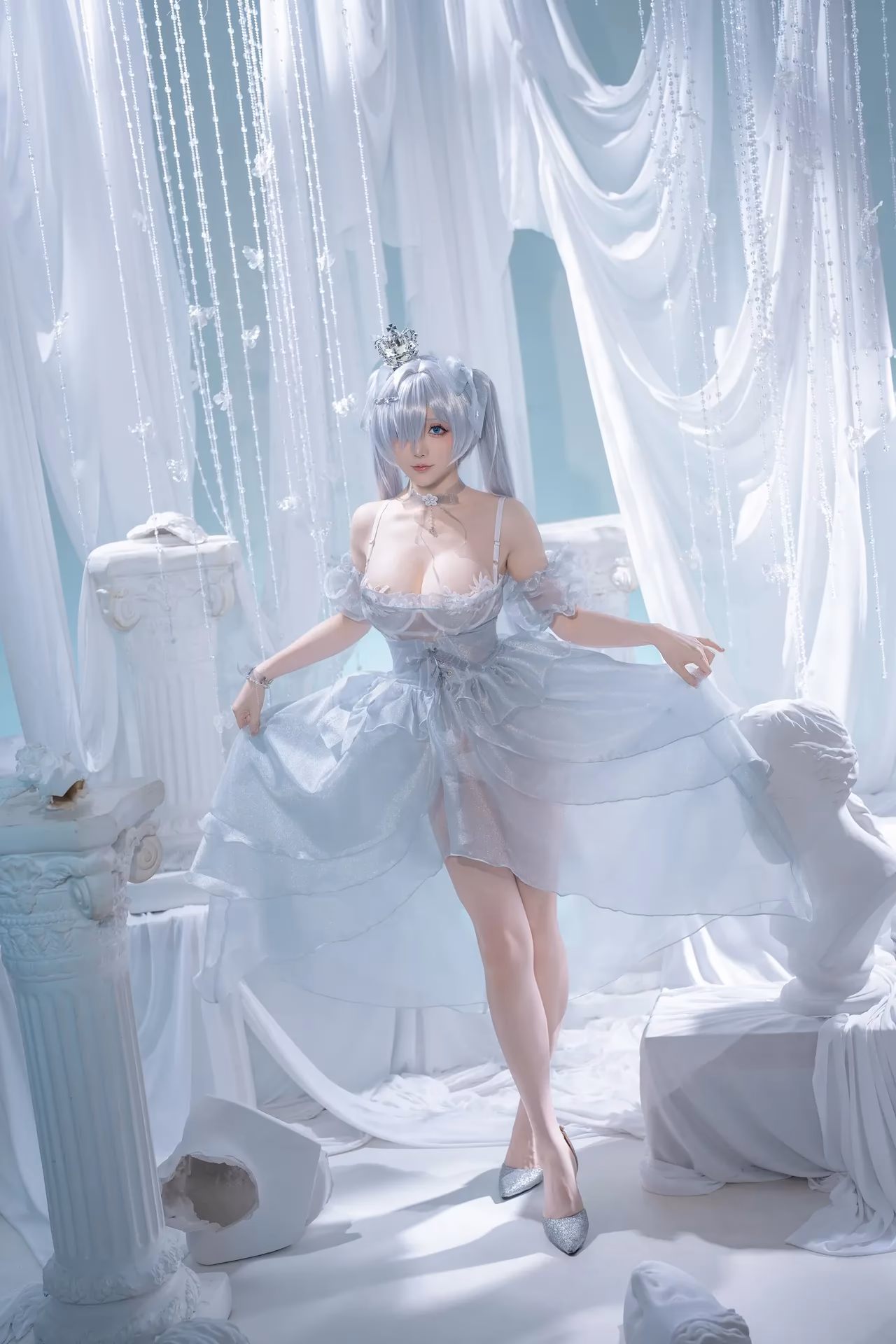 Hoshilily as Cinderella (Anachiro) — cosplay photo 10 of 37