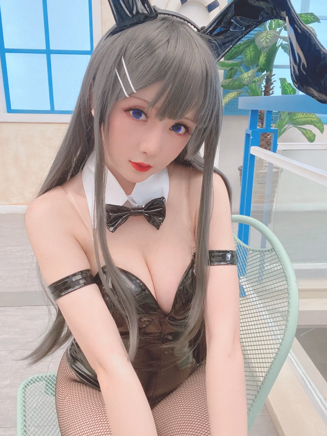 Hoshilily as Mai Sakurajima — cosplay photo 20 of 27