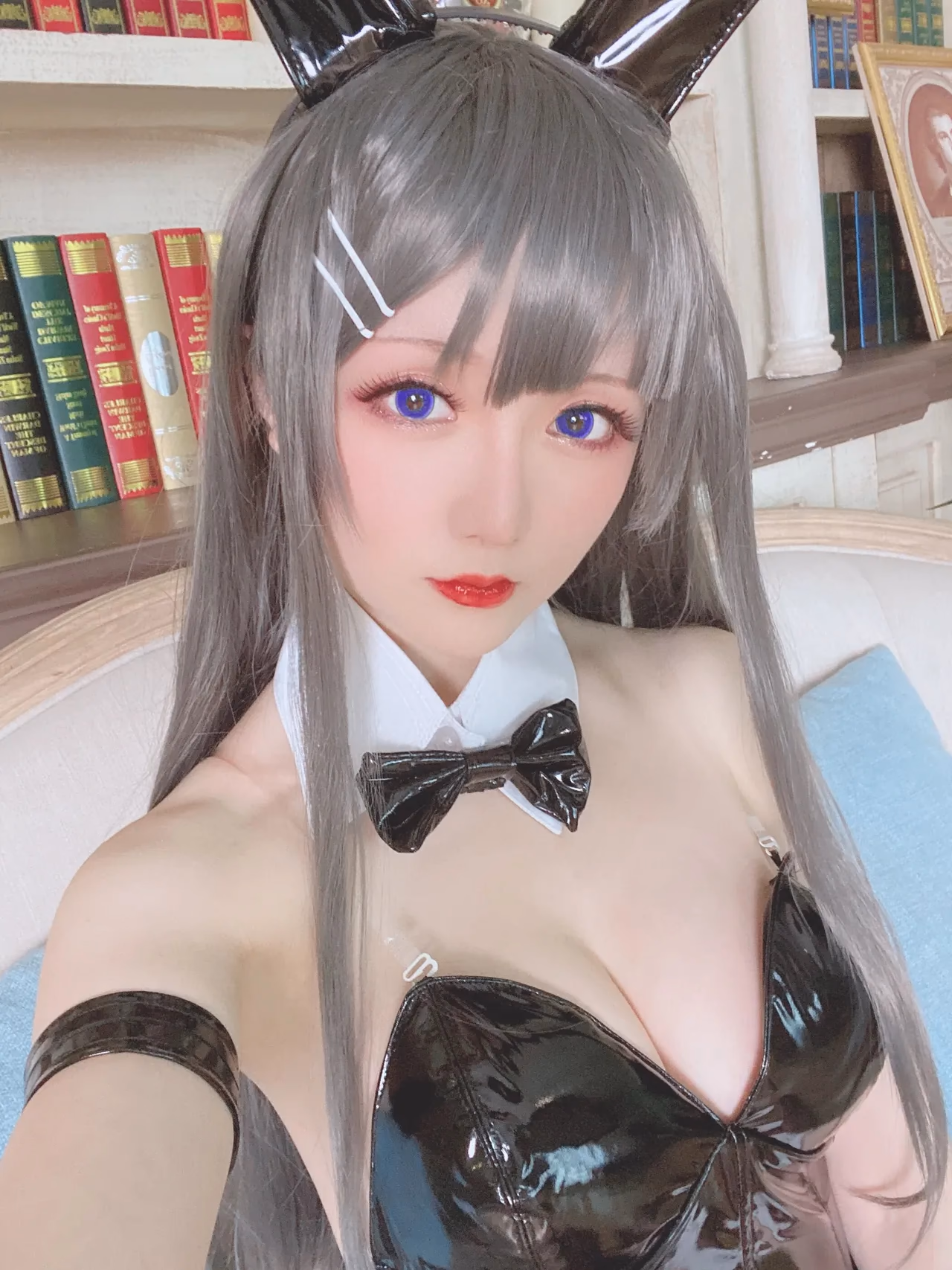 Hoshilily as Mai Sakurajima — cosplay photo 27 of 27