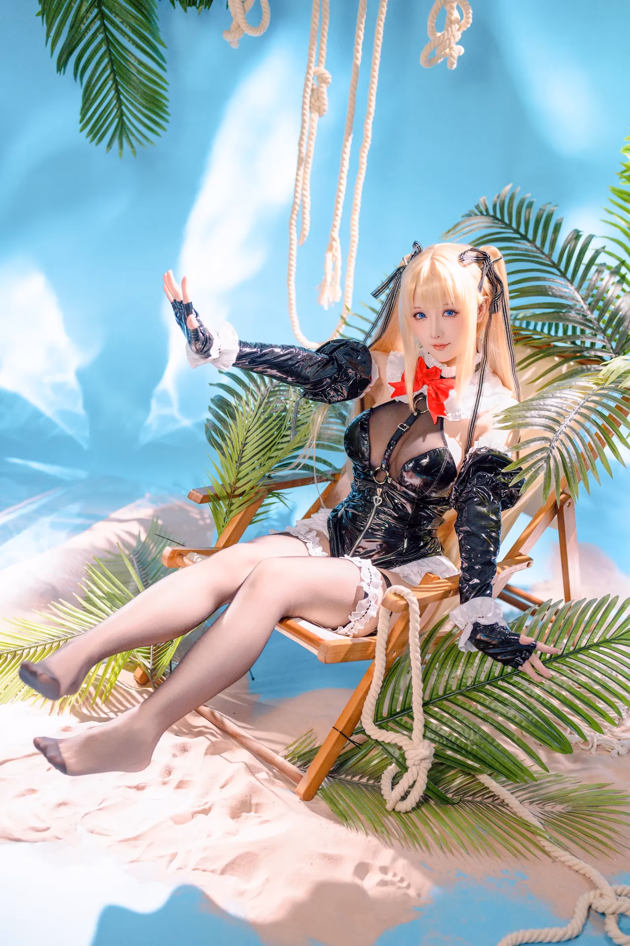 Hoshilily as Marie Rose — cosplay photo 29 of 55