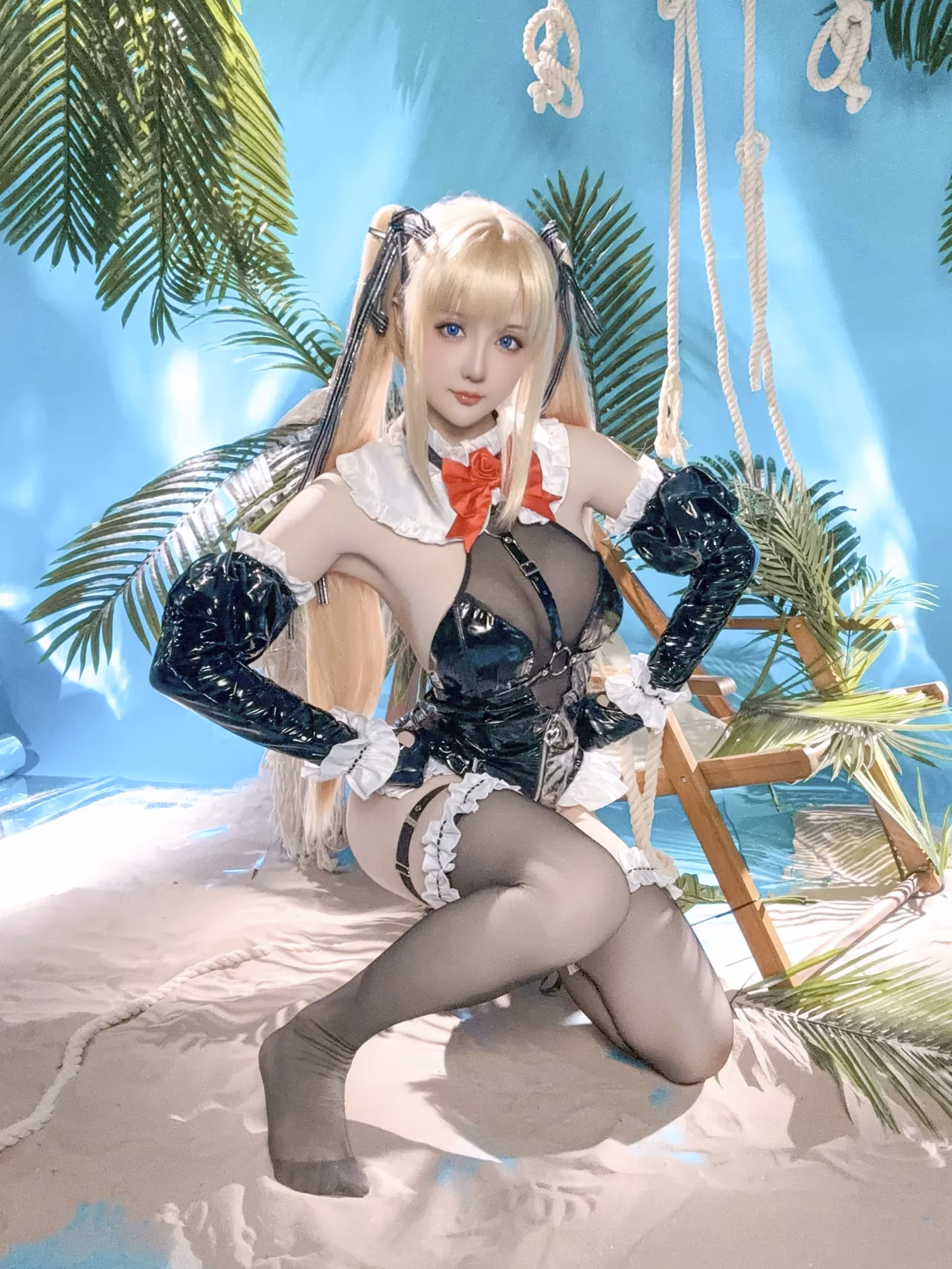 Hoshilily as Marie Rose — cosplay photo 47 of 55