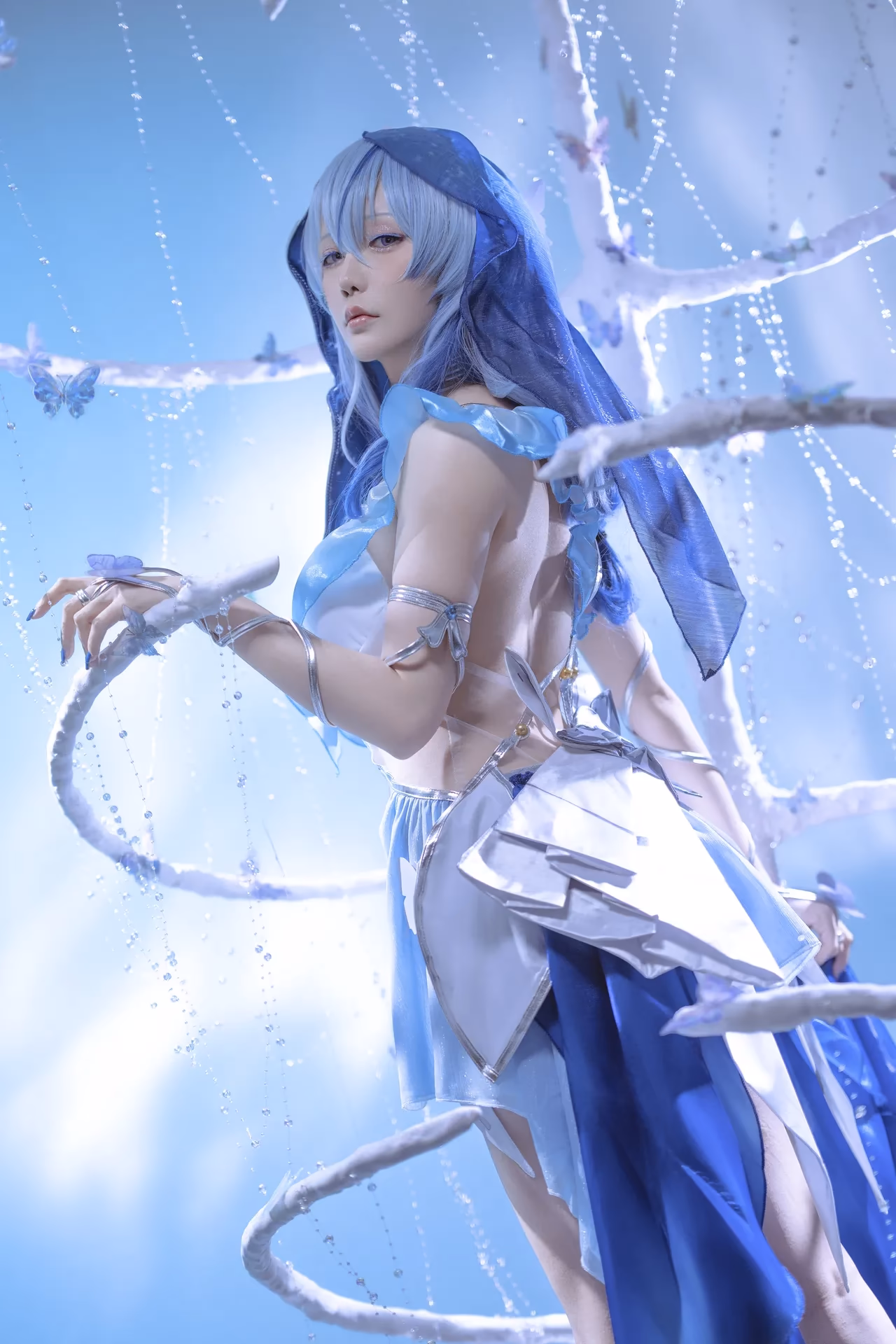 Hoshilily as The Shorekeeper — cosplay photo 6 of 34