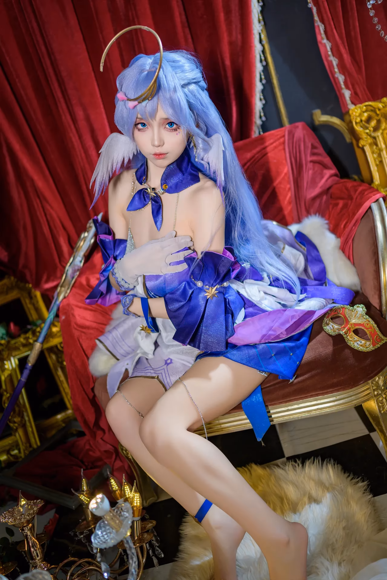 Hu Jiu Jiu as Robin — cosplay photo 55 of 61