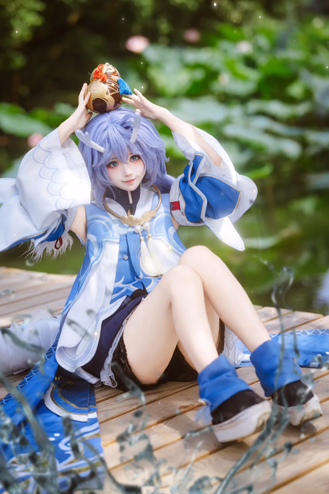 Hua Qi Hana as Bailu — cosplay photo 4 of 14
