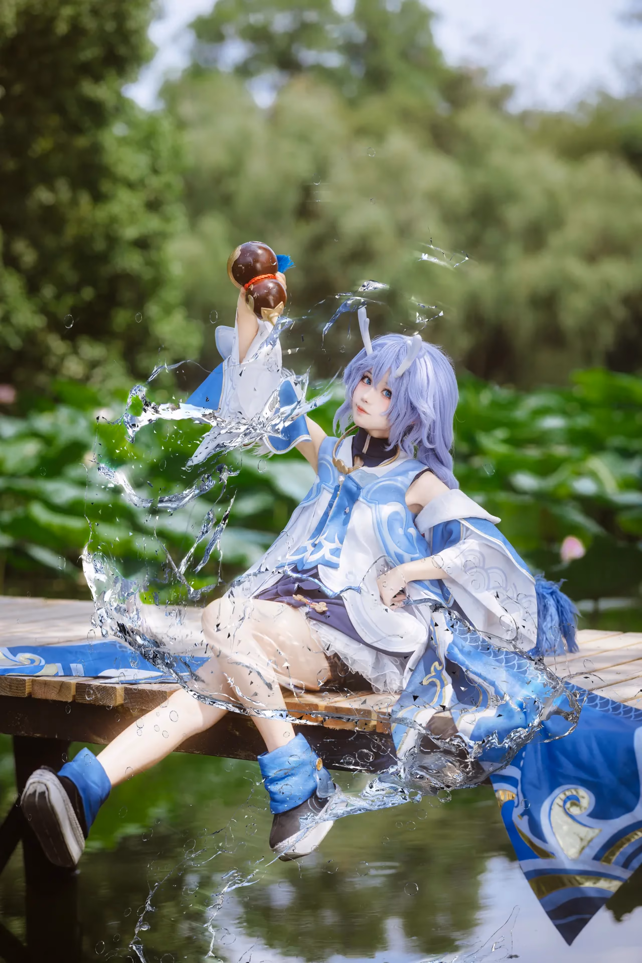 Hua Qi Hana as Bailu — cosplay photo 7 of 14
