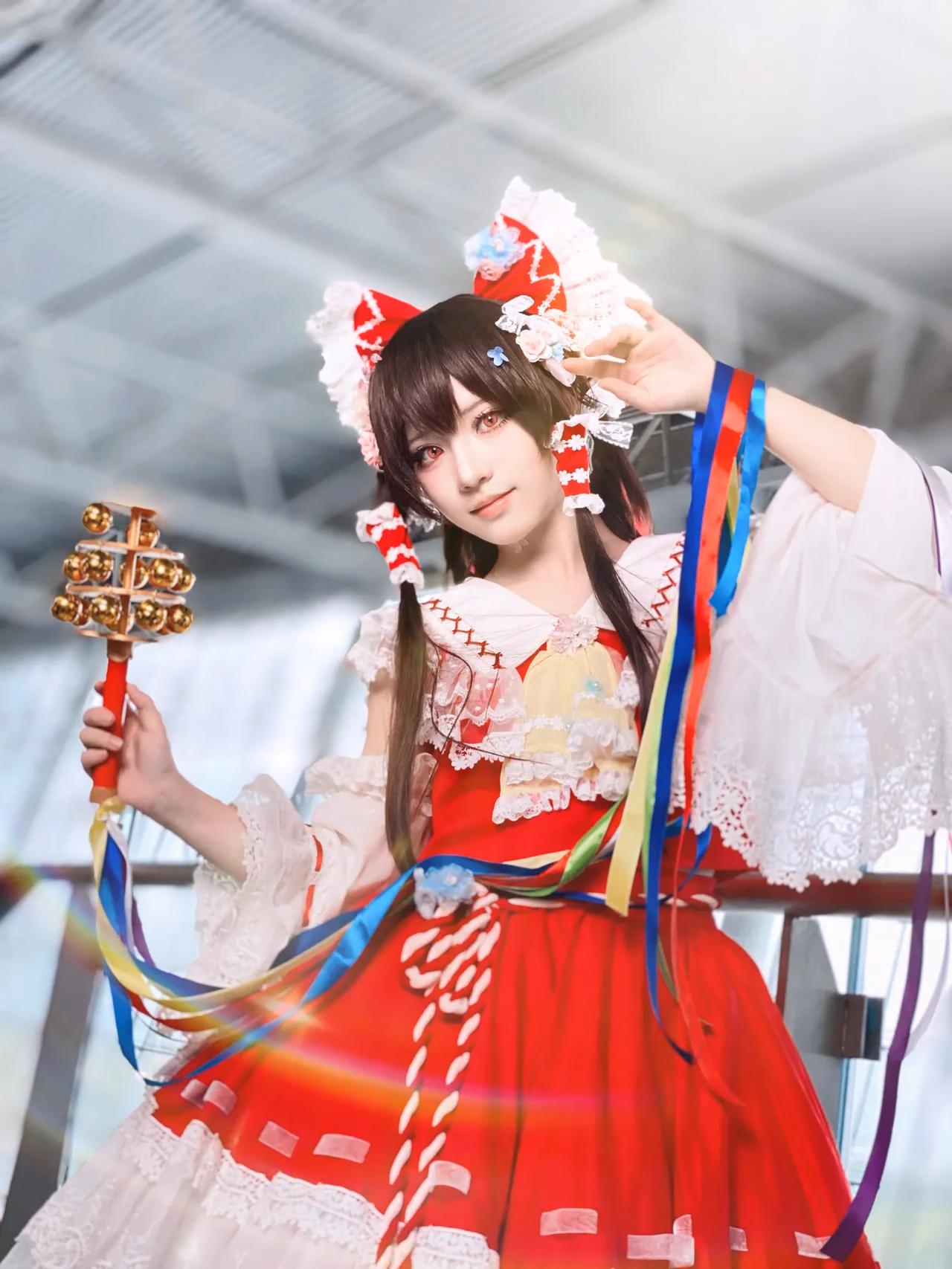 Hua Qi Hana as Reimu Hakurei — cosplay photo 41 of 88