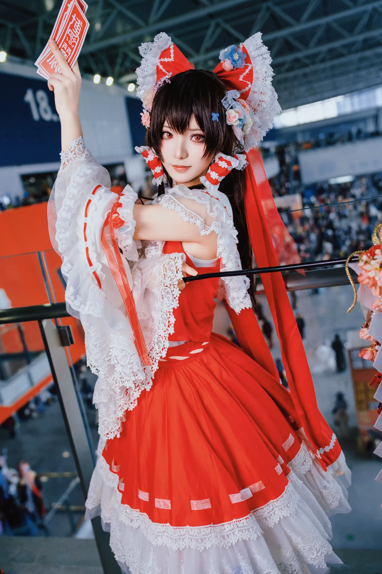 Hua Qi Hana as Reimu Hakurei — cosplay photo 51 of 88