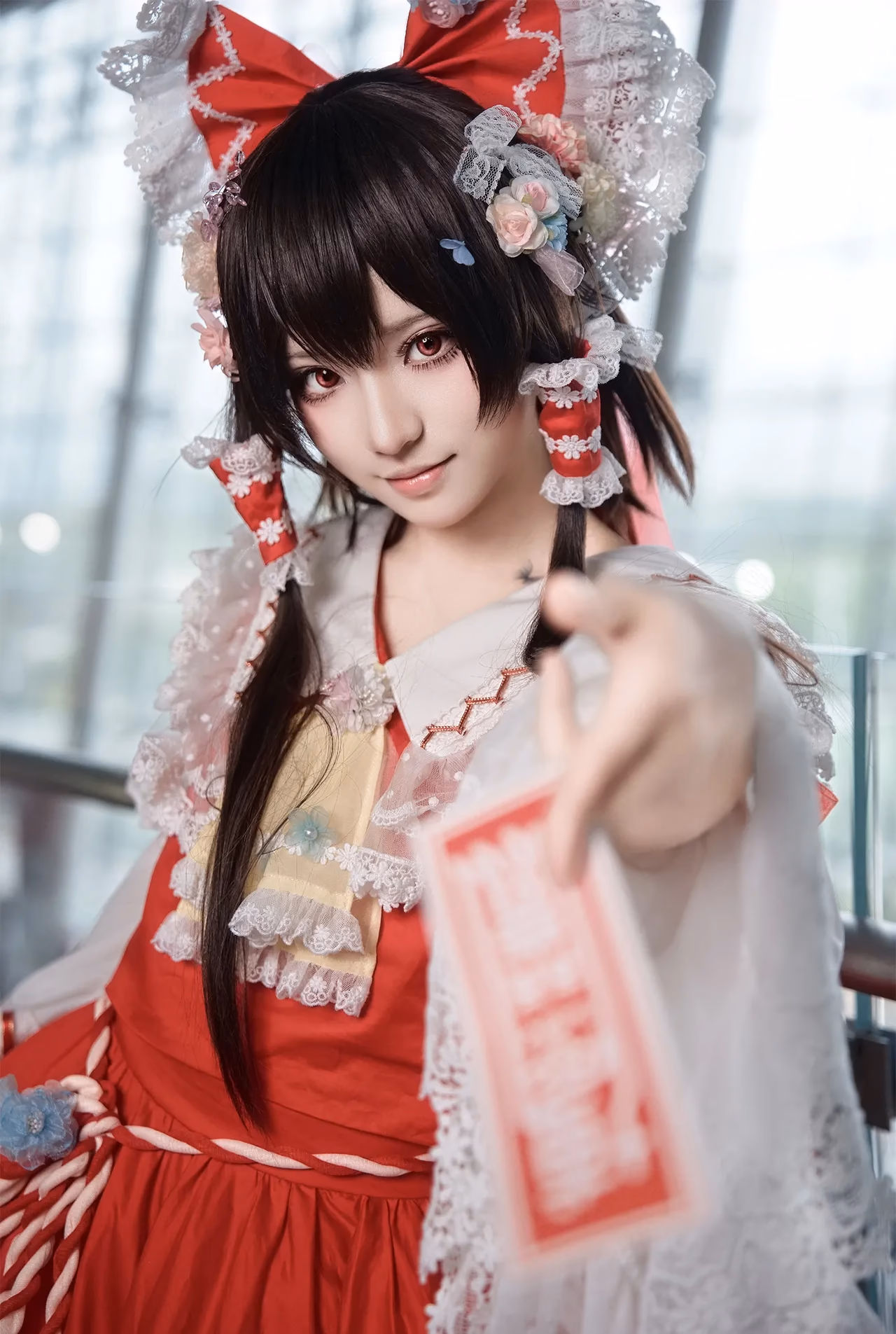 Hua Qi Hana as Reimu Hakurei — cosplay photo 61 of 88