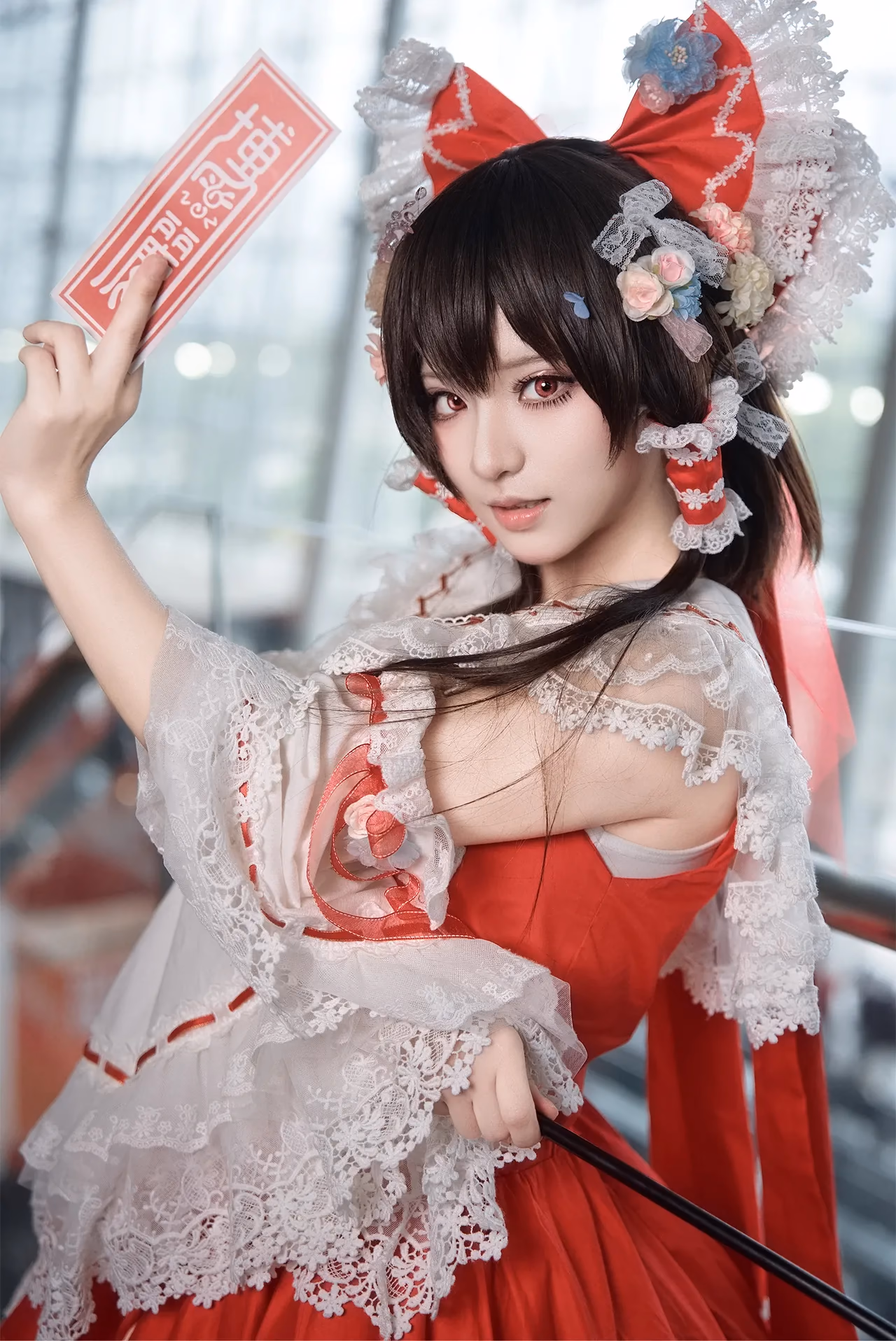 Hua Qi Hana as Reimu Hakurei — cosplay photo 62 of 88