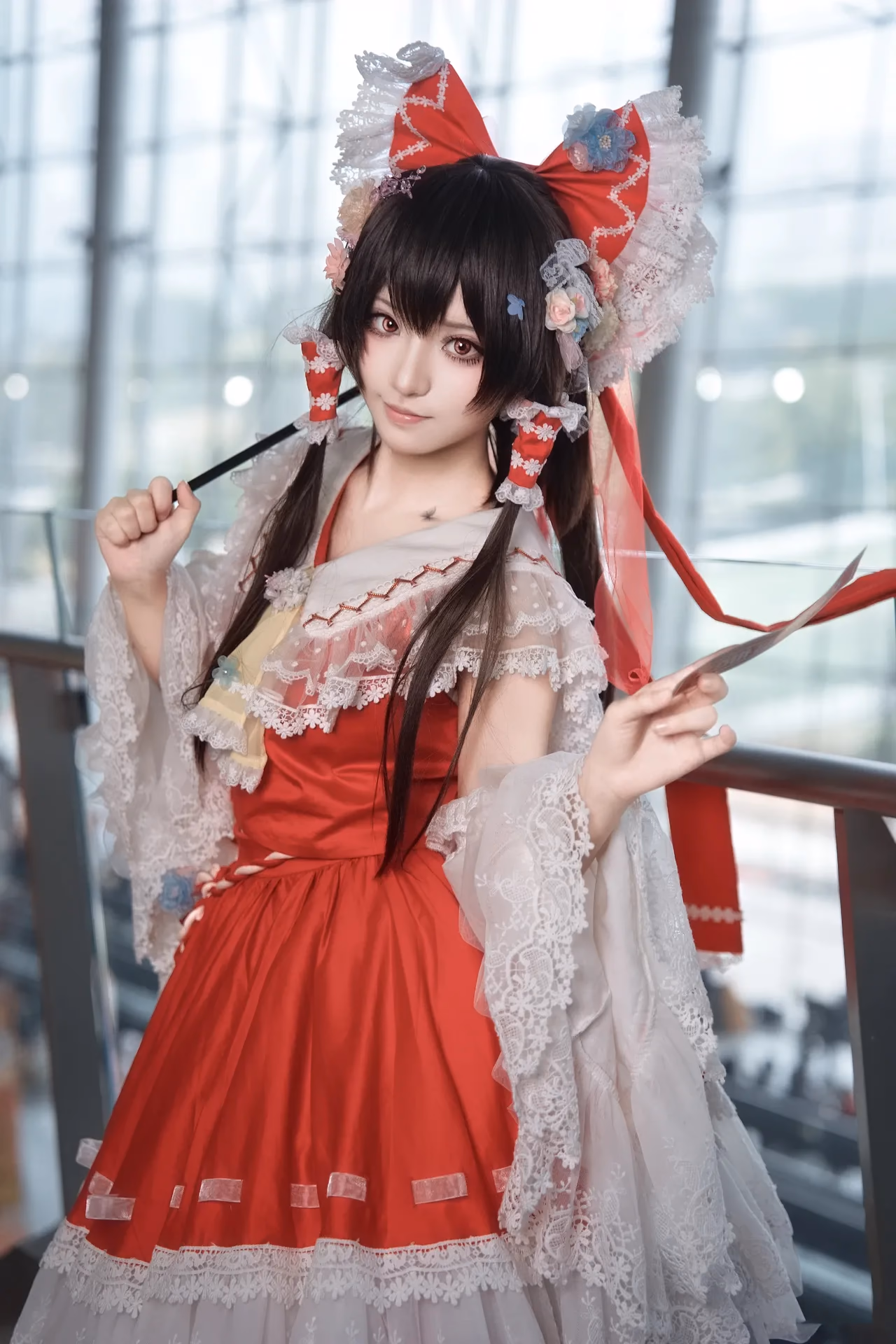 Hua Qi Hana as Reimu Hakurei — cosplay photo 64 of 88