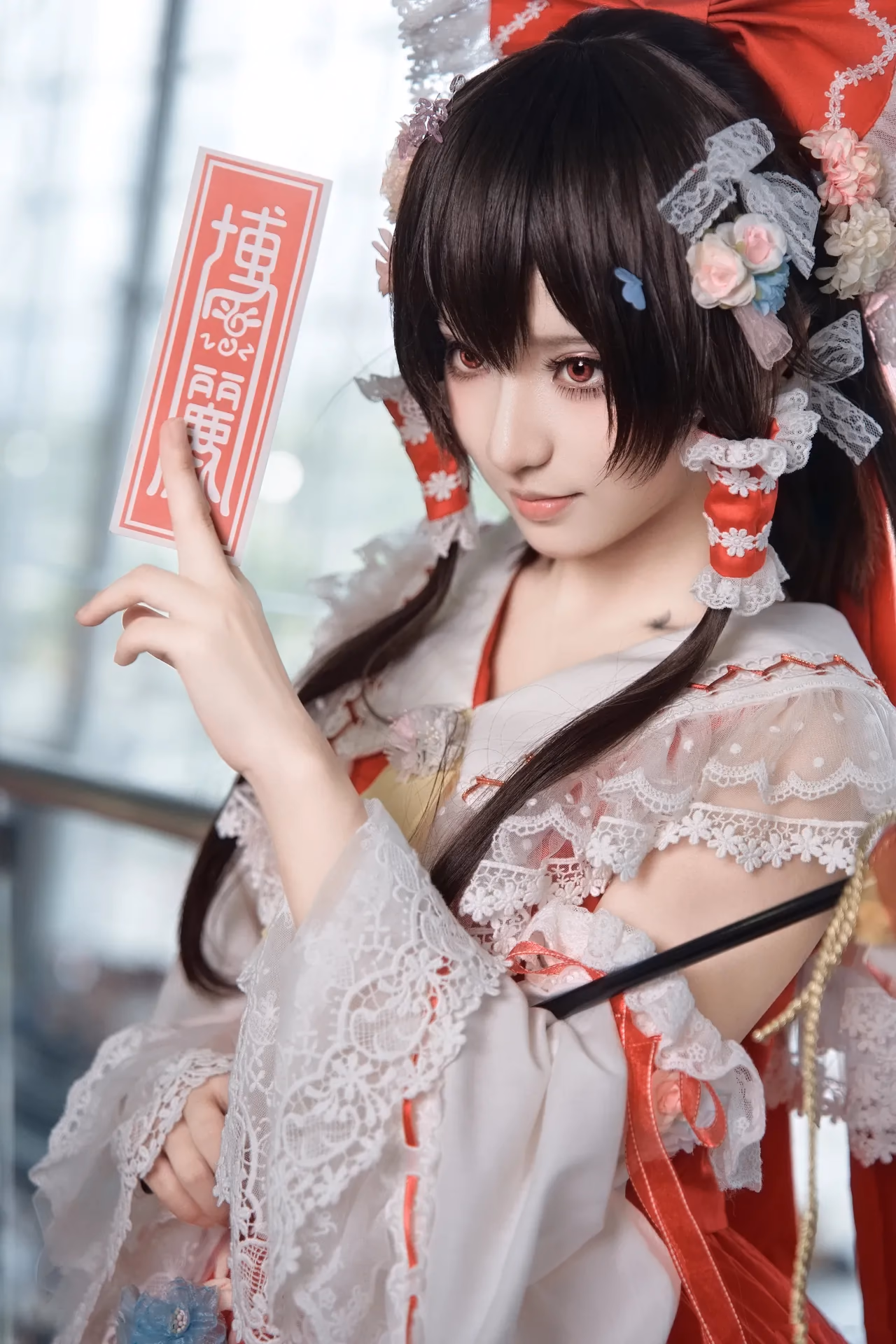 Hua Qi Hana as Reimu Hakurei — cosplay photo 66 of 88