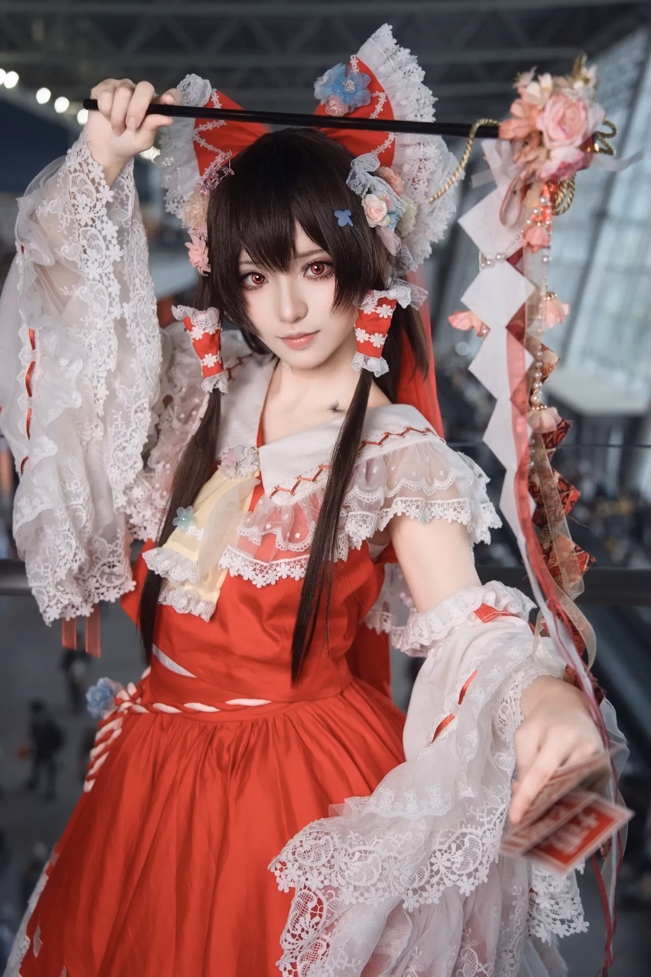 Hua Qi Hana as Reimu Hakurei — cosplay photo 75 of 88