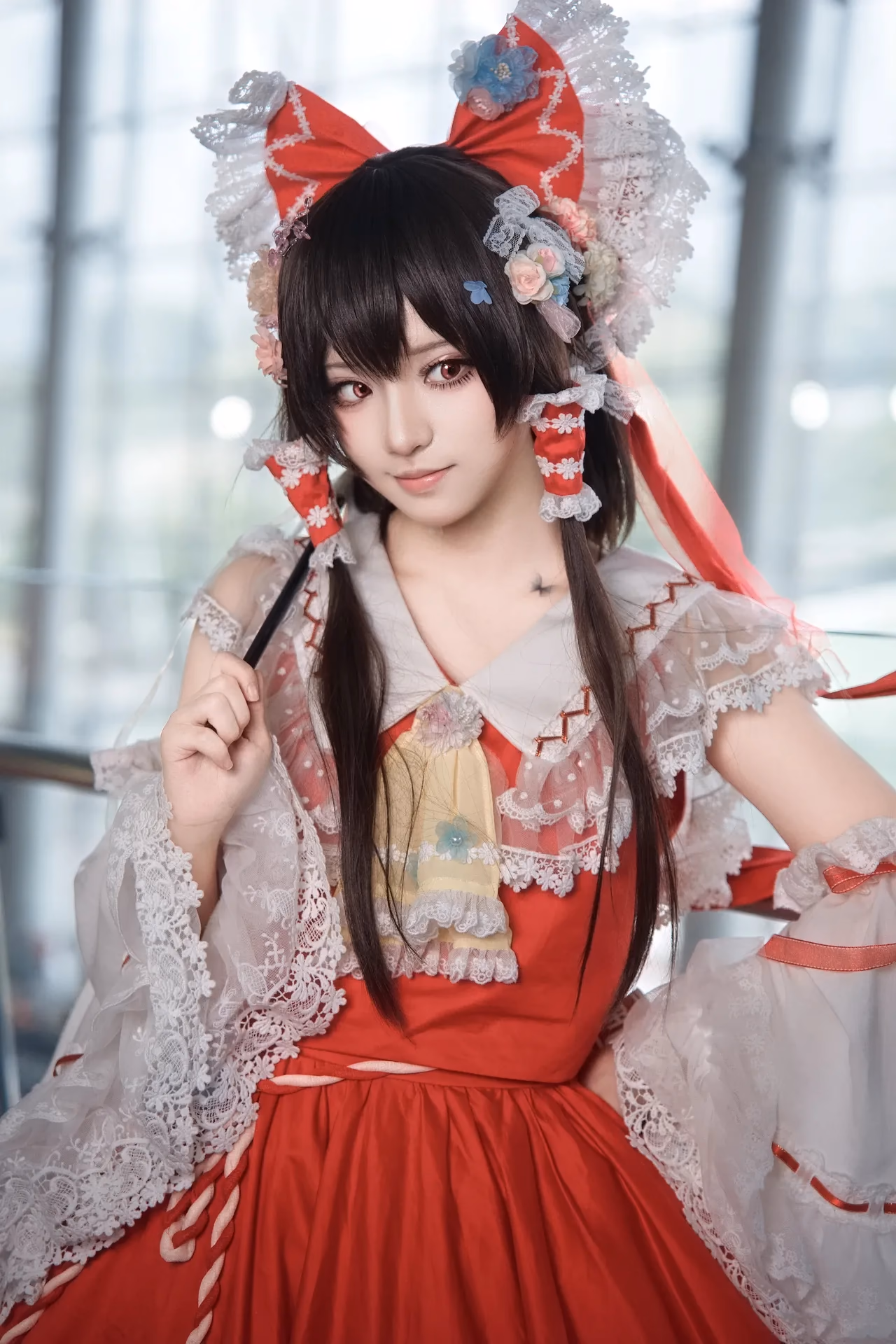 Hua Qi Hana as Reimu Hakurei — cosplay photo 76 of 88